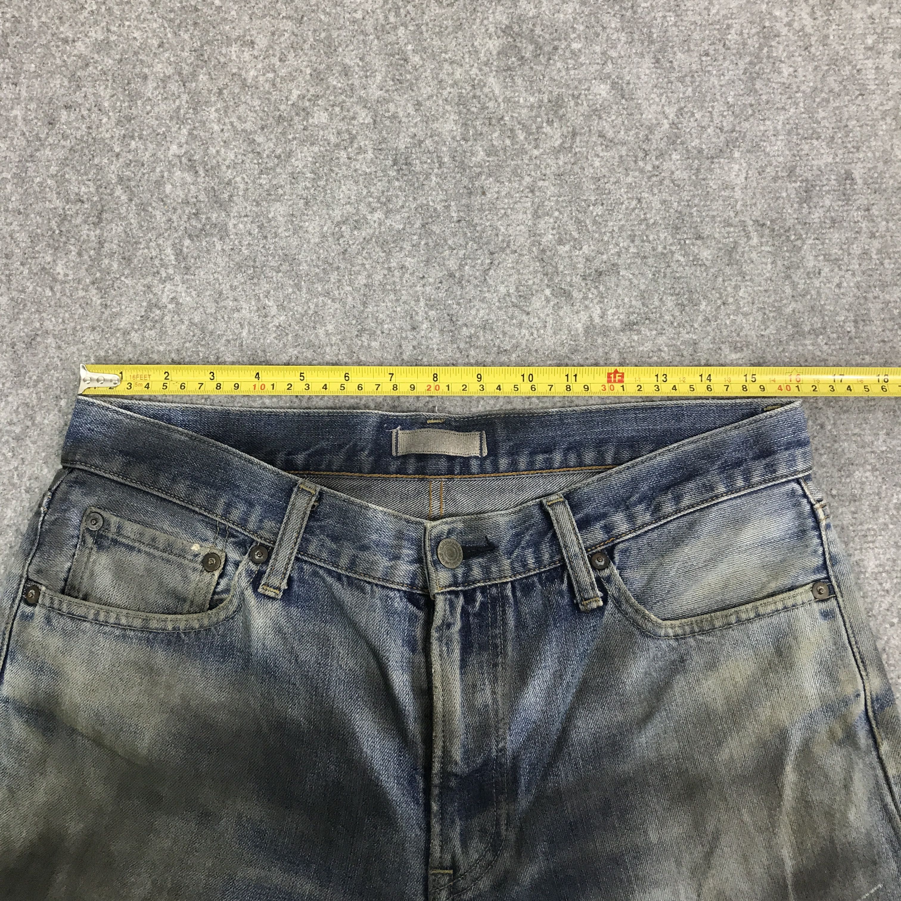 Uniqlo uniqlo distressed japan black sprey style jeans pants Size US 32 / EU 48 - 8 Thumbnail