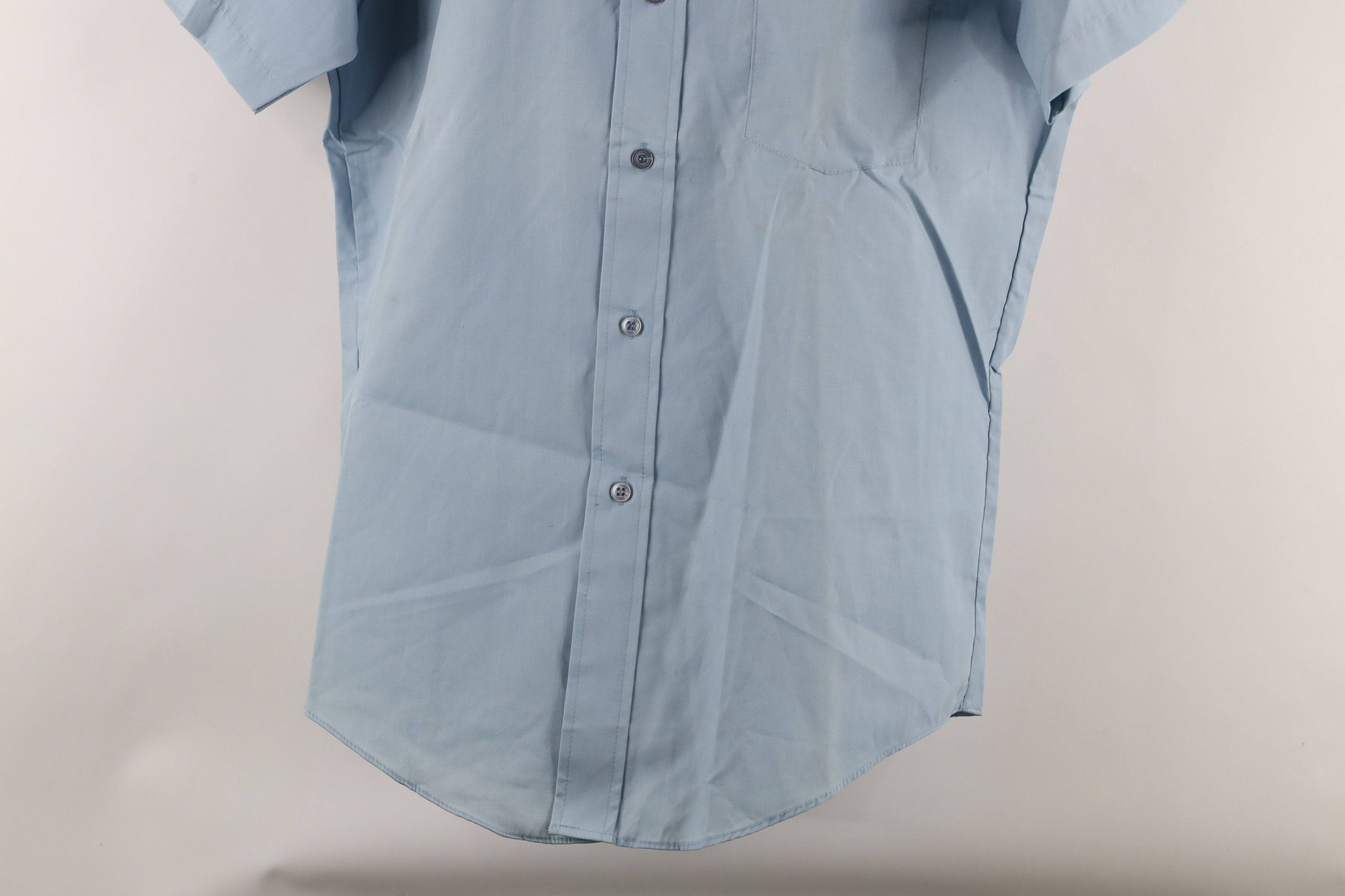 Vintage Vintage 90s Streetwear Short Sleeve Collared Button Shirt Size US M / EU 48-50 / 2 - 3 Thumbnail