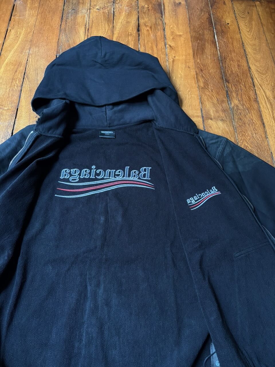 Balenciaga Gaffer Tape Hoodie ss23 Size US M / EU 48-50 / 2 - 4 Thumbnail