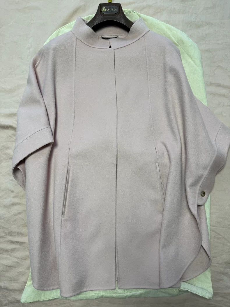 Loro Piana LORO PIANA poncho Size M / US 6-8 / IT 42-44 - 2 Thumbnail