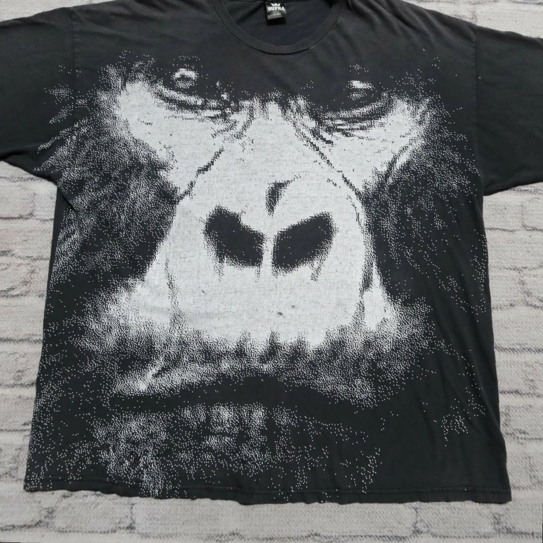 Supra Vintage Supra Gorilla AOP Skate Shirt Mens XXL Black T-Shirt Skater 90s Y2K Brand: Supra Size US XXL / EU 58 / 5 - 3 Thumbnail