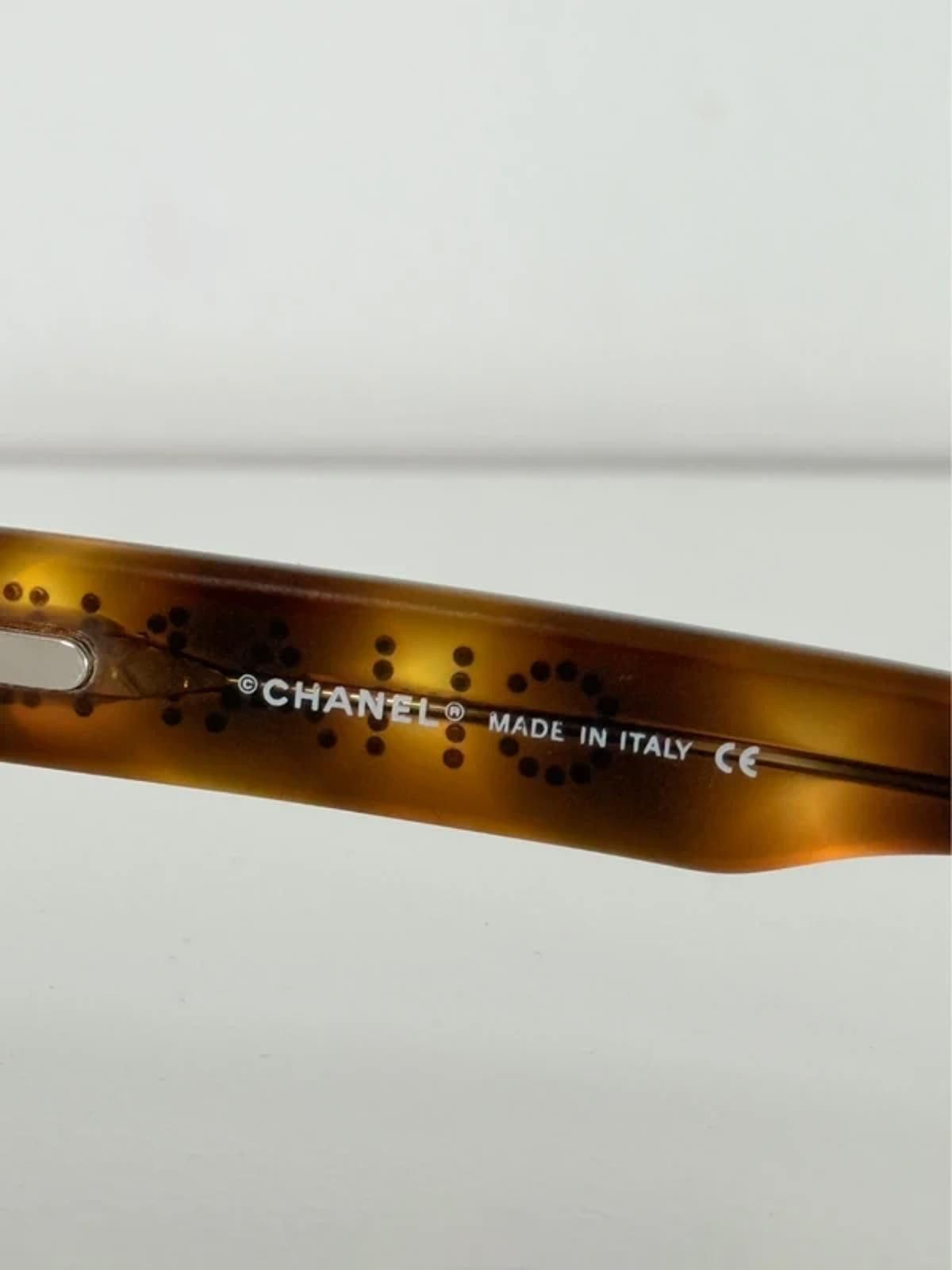 Chanel Chanel crystal rectangular sunglasses Size ONE SIZE - 11 Thumbnail