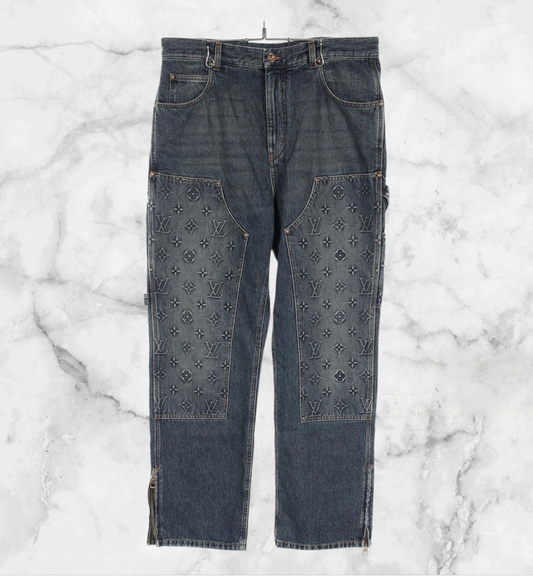 パンツ Louis Vuitton washed wavy denim Louis Vuitton Washed Wavy Denim Pants • Товар в наличии