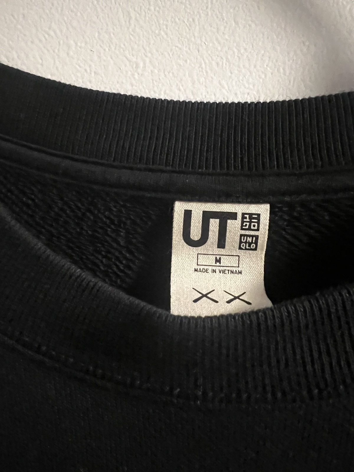 Kaws × Uniqlo Kaws sweatshirt Size US M / EU 48-50 / 2 - 2 Thumbnail