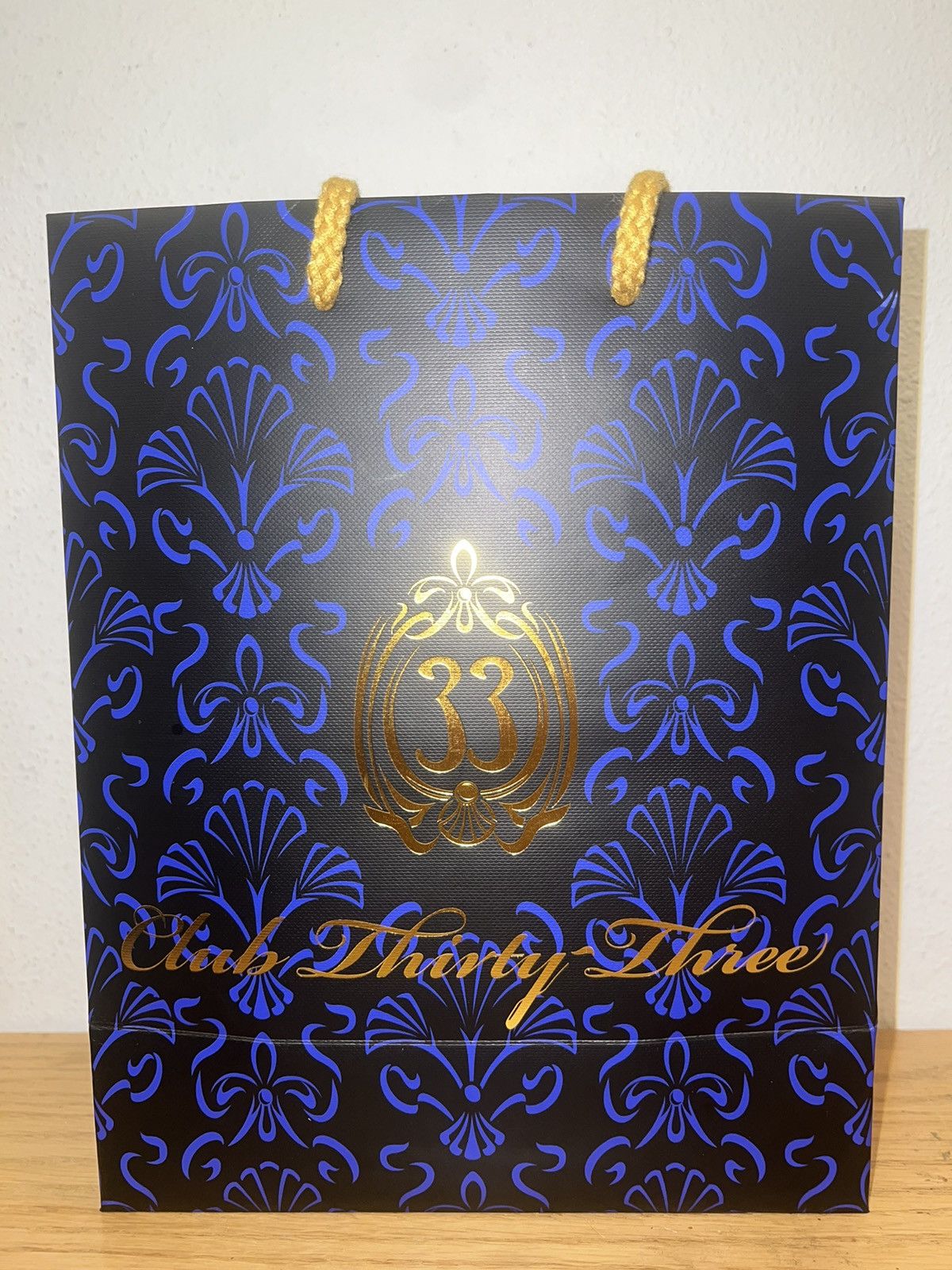 Disney Disney Retired Club 33 Hat + Gift Bag Size ONE SIZE - 3 Thumbnail