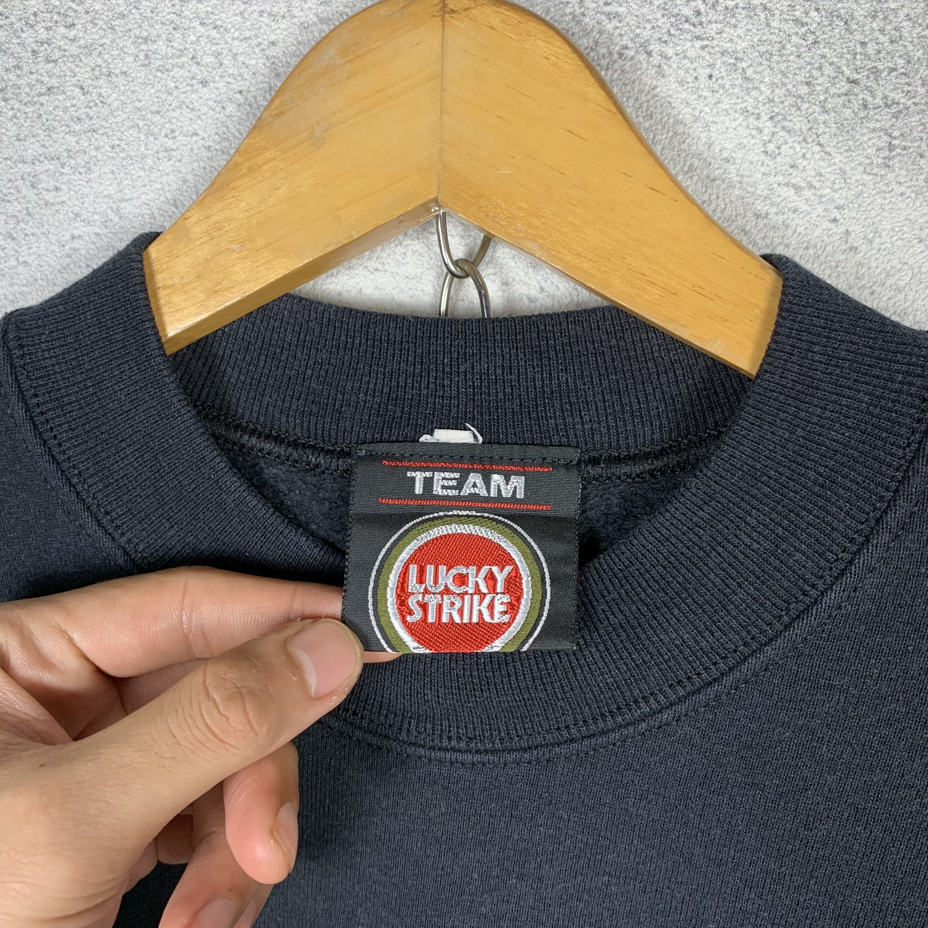 Gear for Sports Vintage Suzuki Racing Team Lucky Strike Sweatshirt Crewneck Size US M / EU 48-50 / 2 - 3 Thumbnail