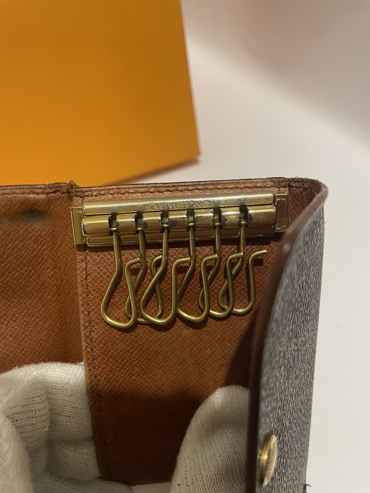 Louis Vuitton Portachiavi Louis Vuitton da 6 Size ONE SIZE - 3 Thumbnail
