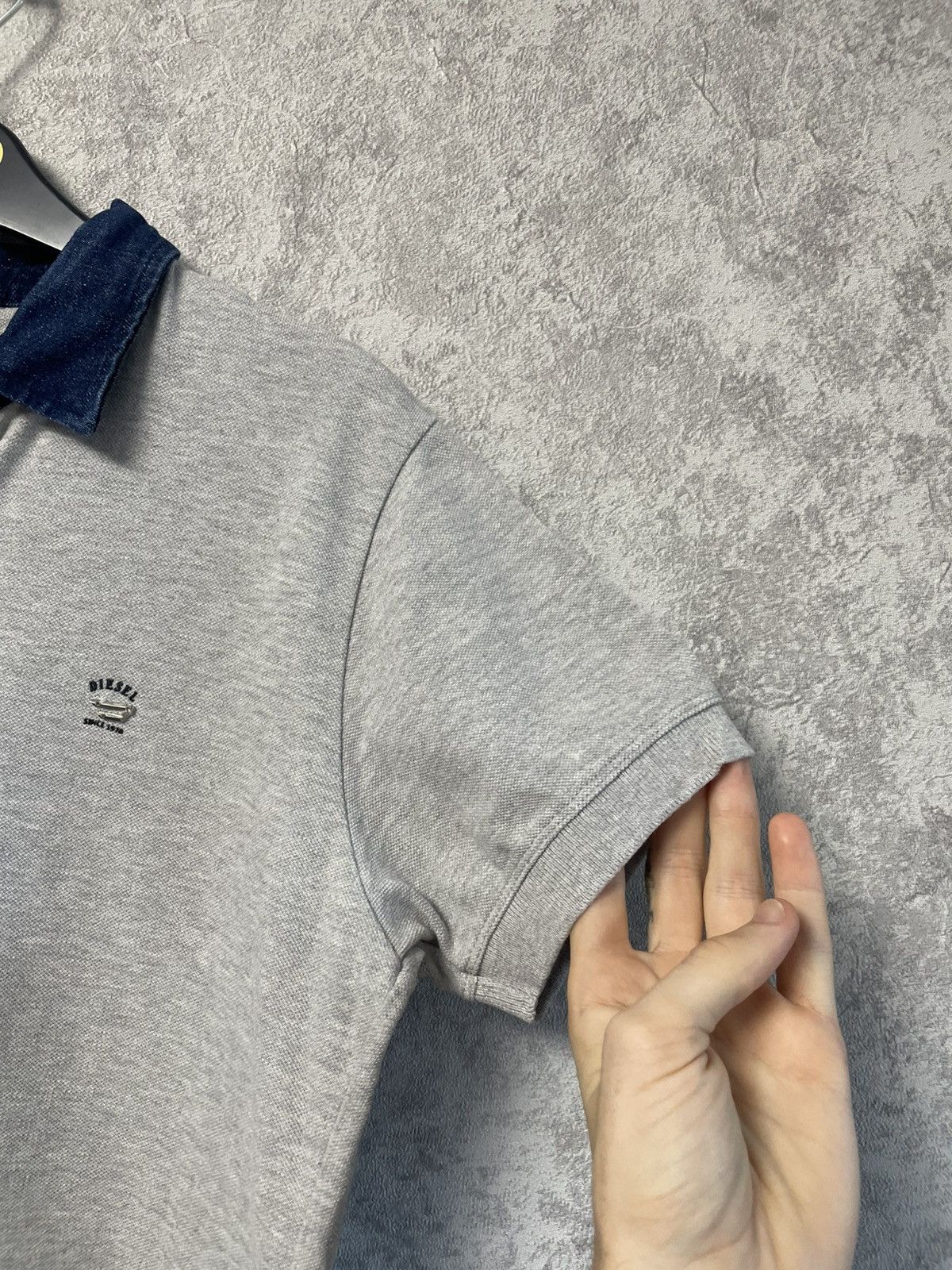 Diesel Vintage Diesel Metallic Logo Polo Shirt Y2K Size US L / EU 52-54 / 3 - 5 Thumbnail