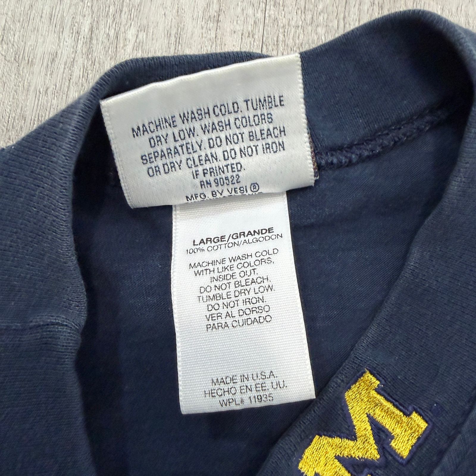 Vintage Vintage Michigan Wolverines Shirt Mens Large Long Sleeve 90s Size US L / EU 52-54 / 3 - 5 Thumbnail