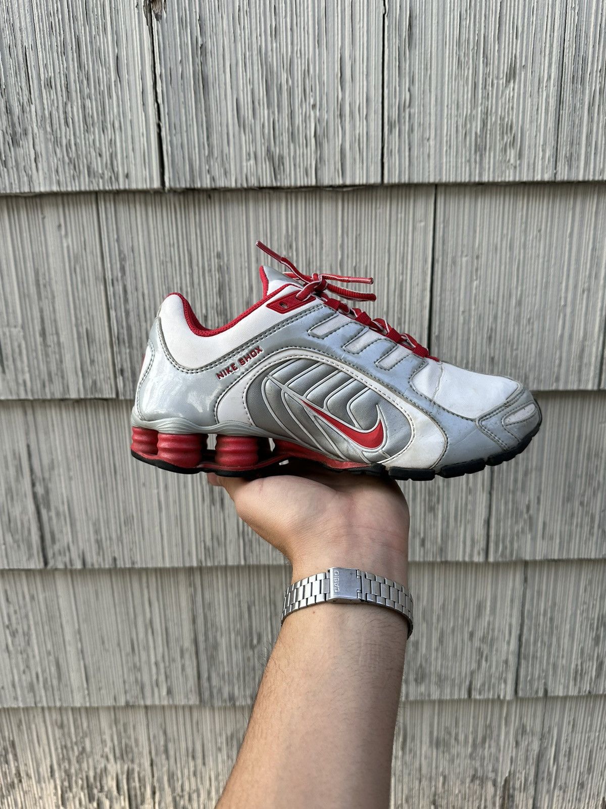 Nike 2012 Y2k Woman Nike Shox Low Sneakers Silver Hype Streetwear Size US 7.5 / IT 37.5 - 2 Thumbnail