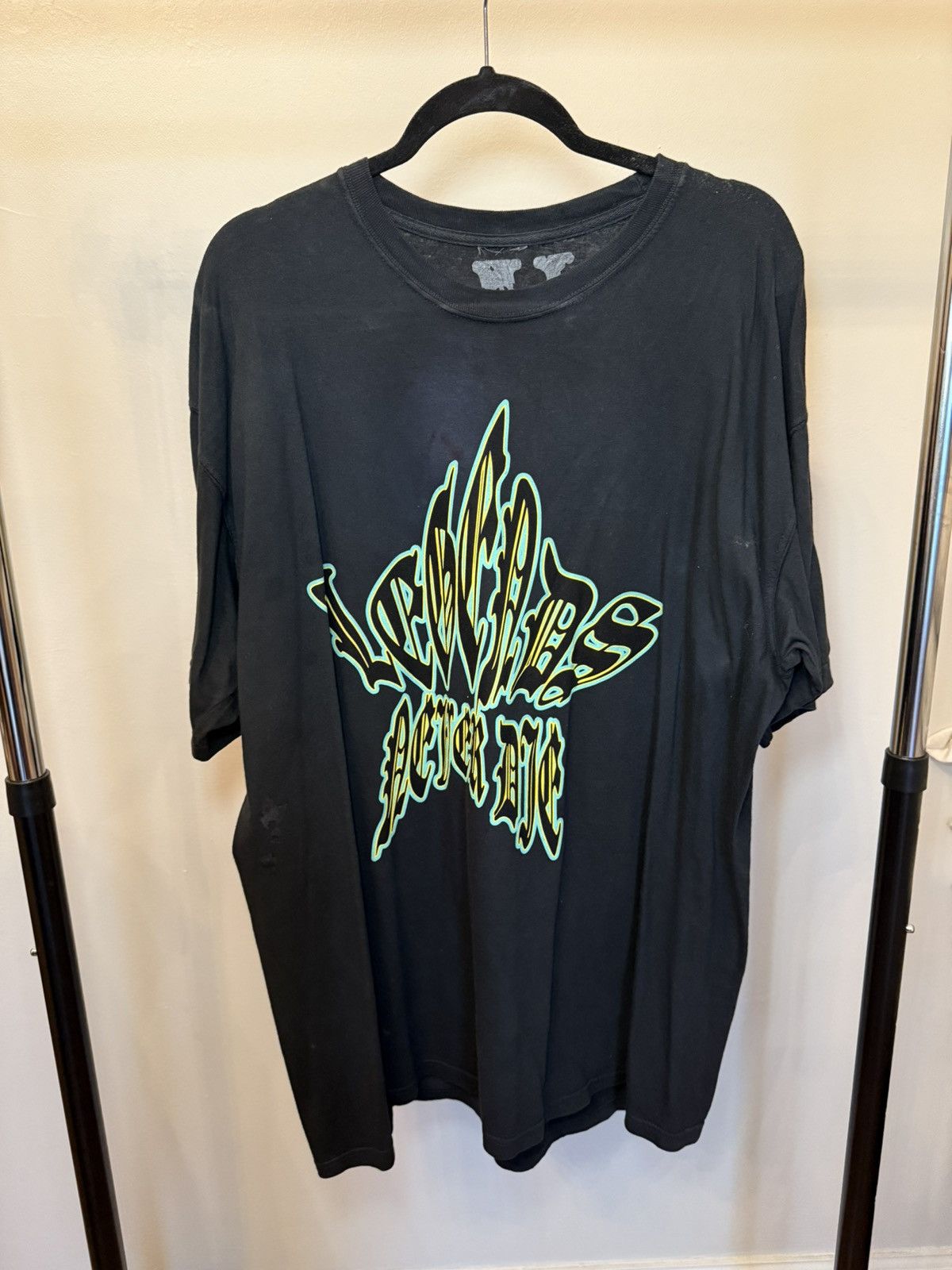 Legends never die tee