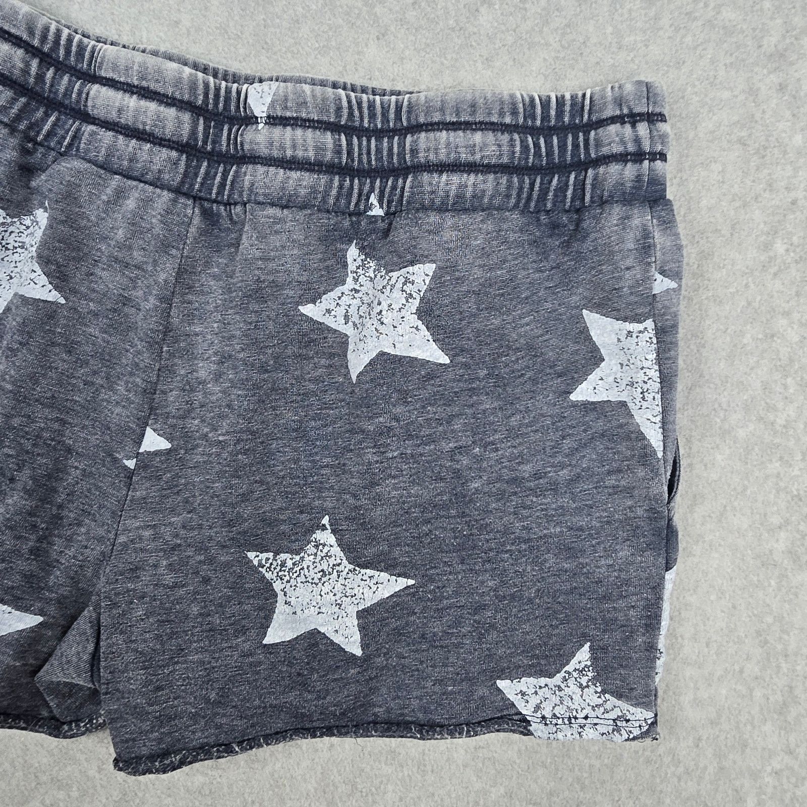Splendid Splendid Large Sweatshort Navy Star Print Raw Hem Drawstring Size 34" / US 12 / IT 48 - 7 Thumbnail