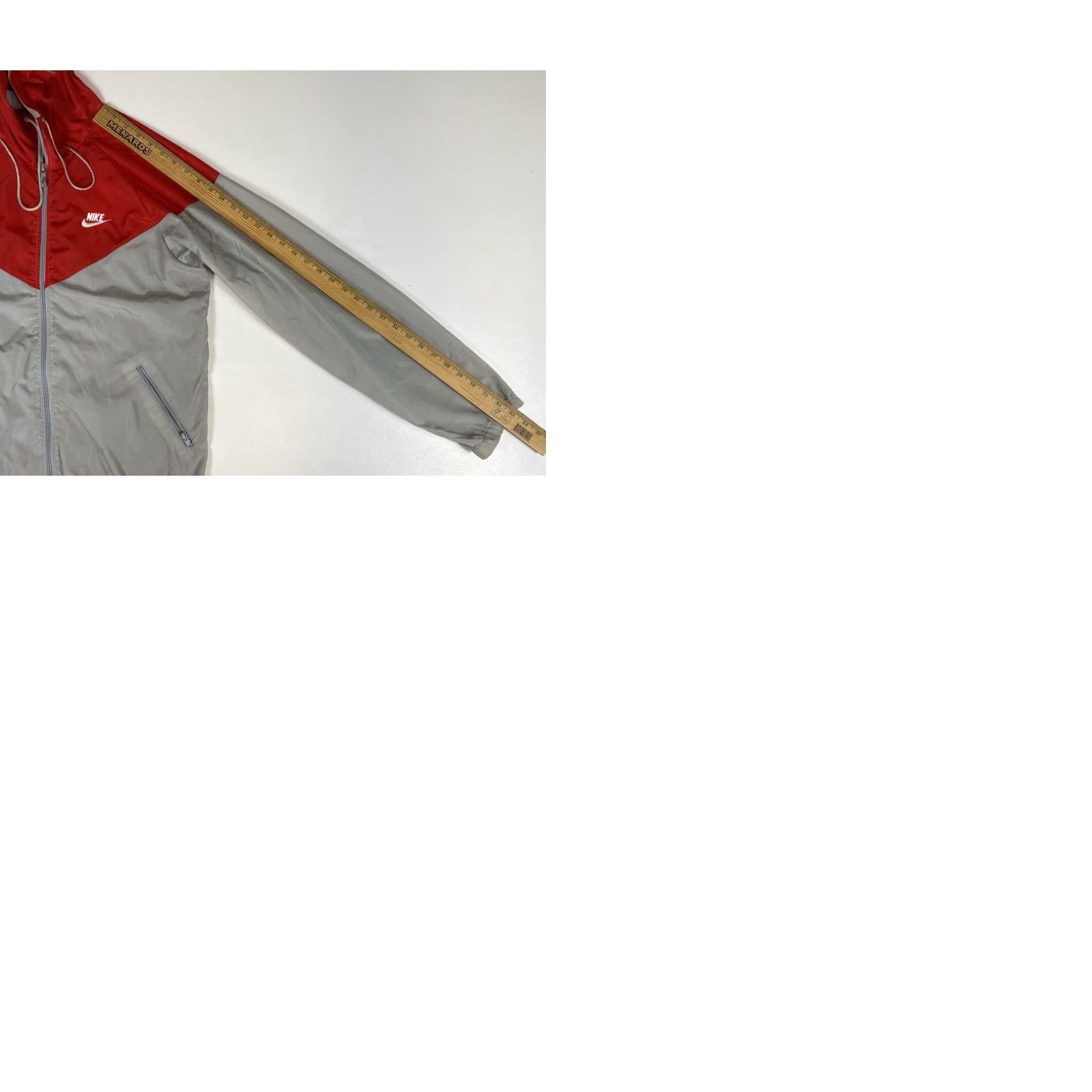 Nike VINTAGE Nike Windbreaker Jacket Hooded Nylon Sz M Gray Red 80s 90s Mens Lightweight Regular Zip Pockets Running Jogging Walking Size US M / EU 48-50 / 2 - 9 Thumbnail