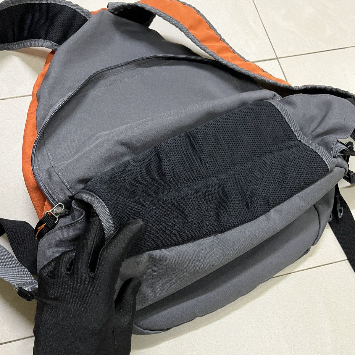 Nike × Vintage Vintage Rare Nike 2 Way Bag/Backpack Size ONE SIZE - 8 Thumbnail