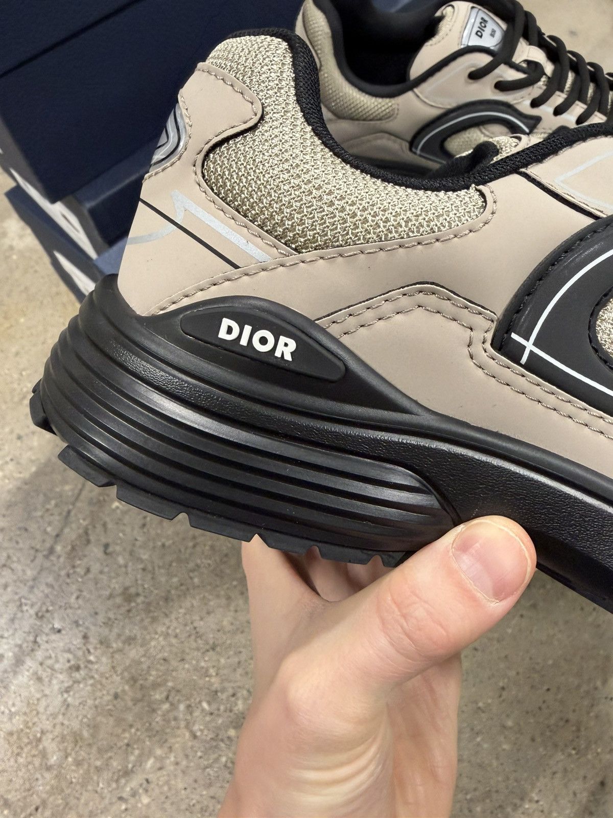 Dior Dior B30 Low Top Sneaker NEW 1300$ Size US 7 / EU 40 - 3 Thumbnail