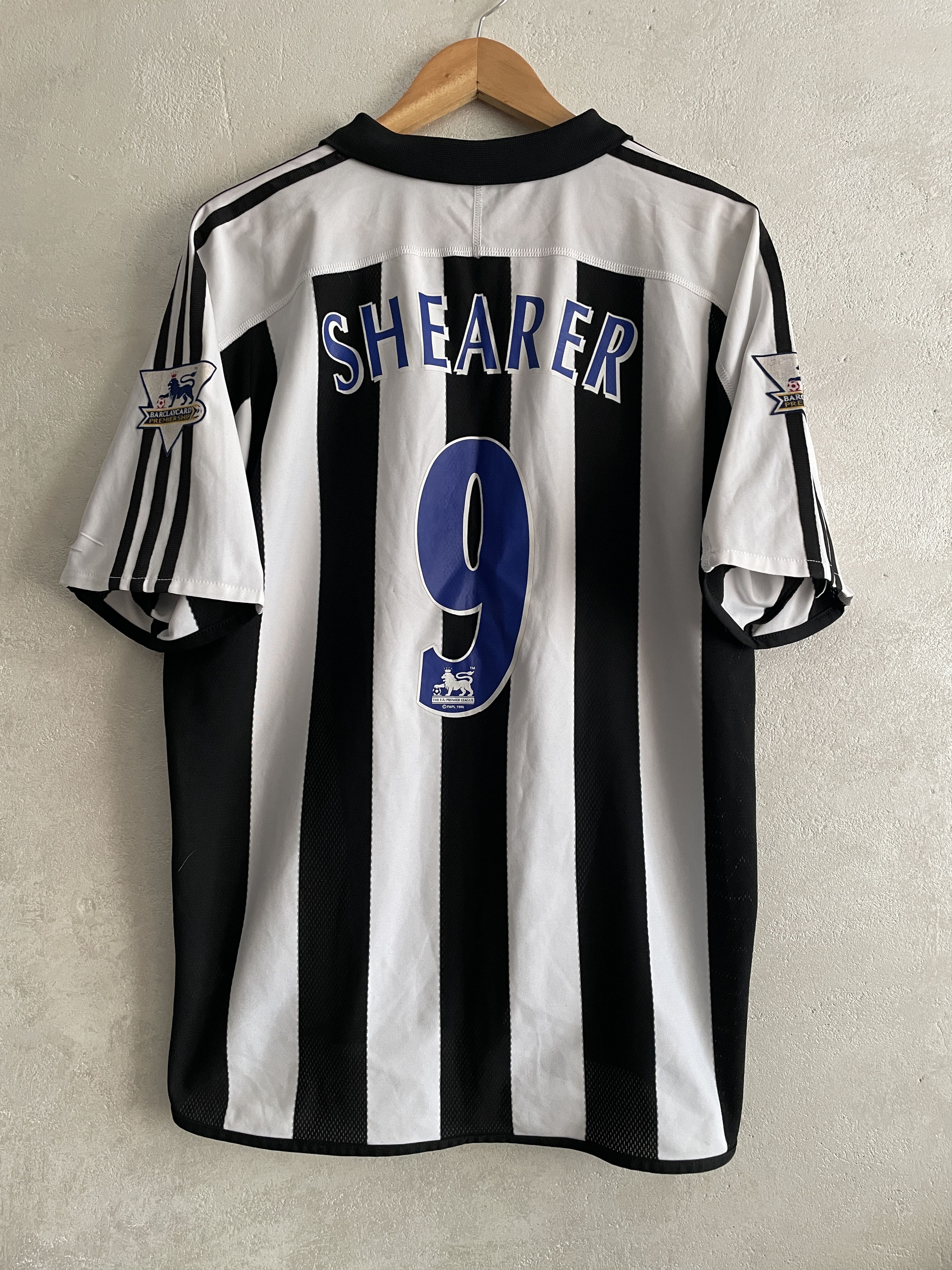 Adidas Vintage Newcastle United 2003 2005 Home Shirt Jersey Size US L / EU 52-54 / 3 - 1 Thumbnail