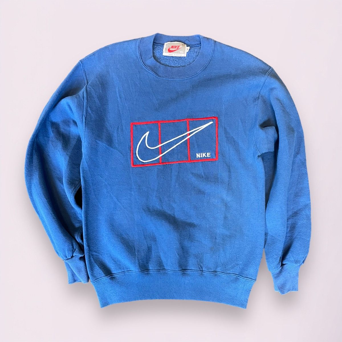 Nike 90’s Nike Crewneck Size US M / EU 48-50 / 2 - 1 Thumbnail