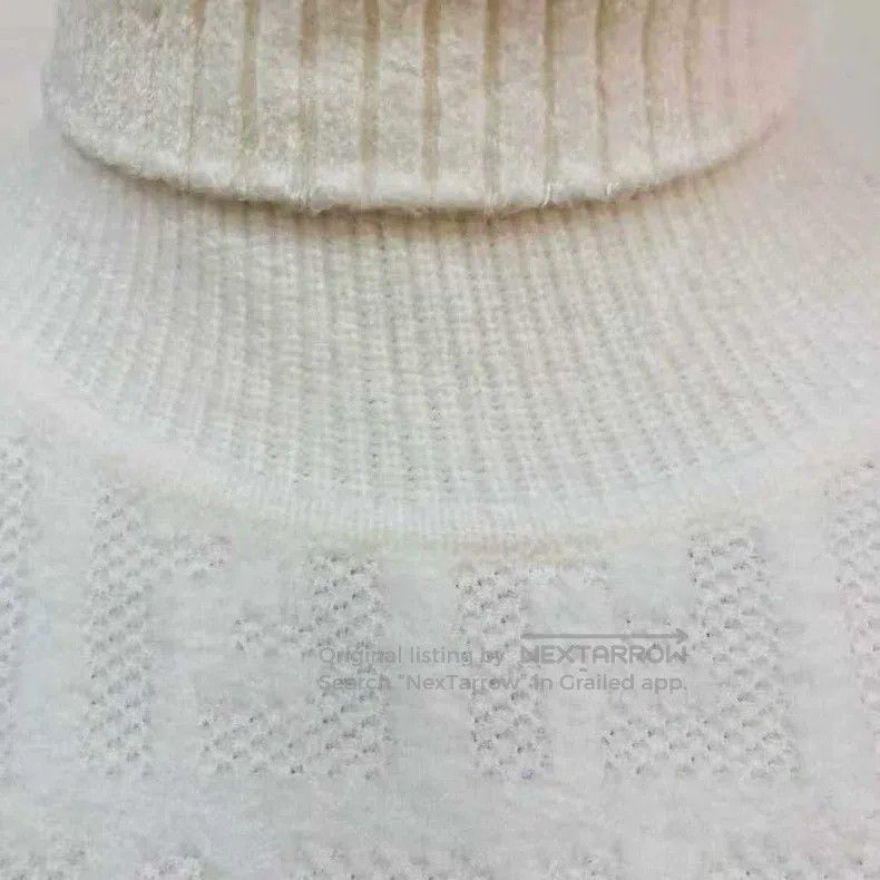 Fendi Fendi FF Full Print Back Letter Logo Terry Crewneck Sweate Size XS / US 0-2 / IT 36-38 - 6 Thumbnail