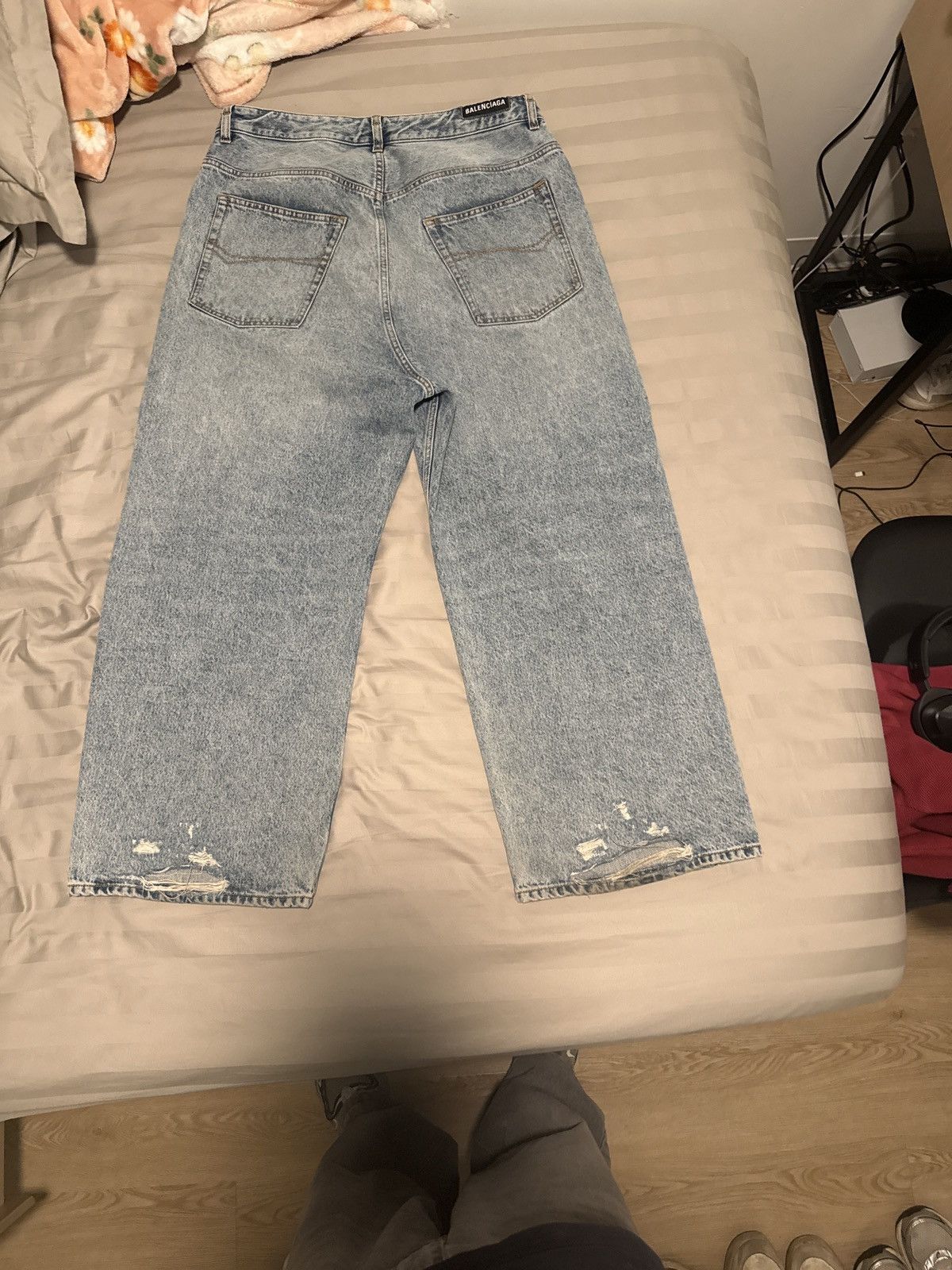 Balenciaga Baggy drawstring jeans Size US 32 / EU 48 - 2 Thumbnail