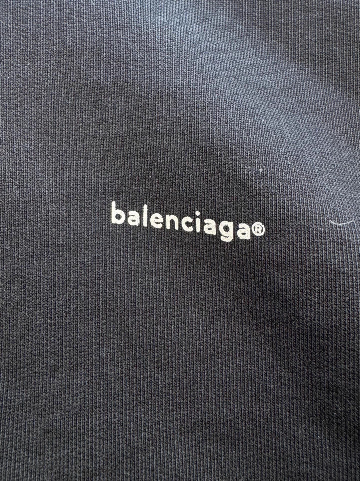 Balenciaga Balenciaga Black Small Logo Hoodie M Size US M / EU 48-50 / 2 - 3 Thumbnail
