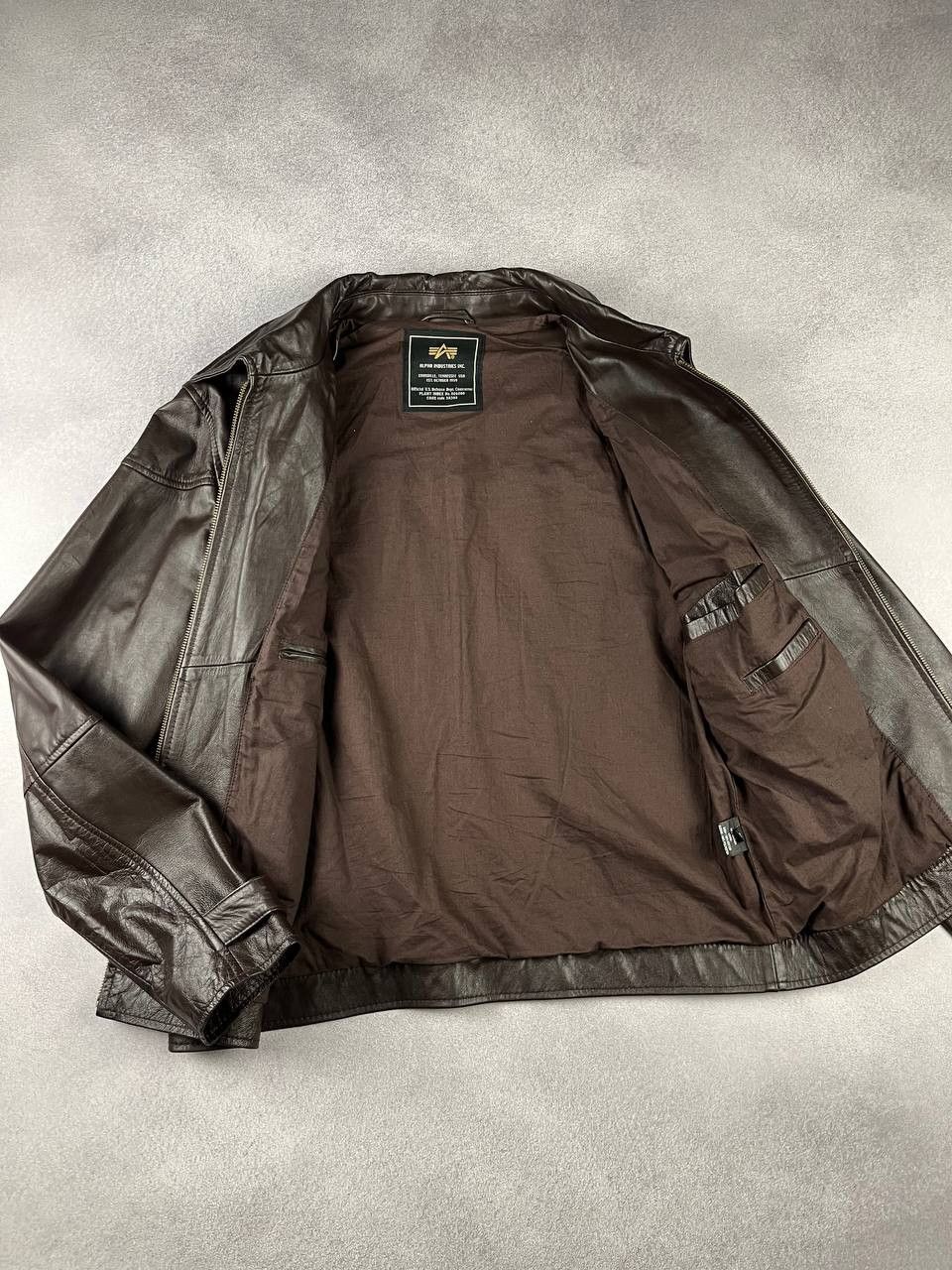 Alpha Industries Vintage Leather Alpha Industries Jacket L size Size US L / EU 52-54 / 3 - 14 Thumbnail