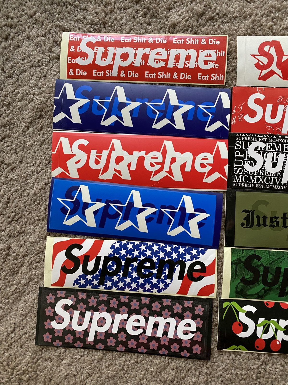 Supreme Supreme magazine sticker set of 12 eat me snake cherries Size ONE SIZE - 2 Thumbnail
