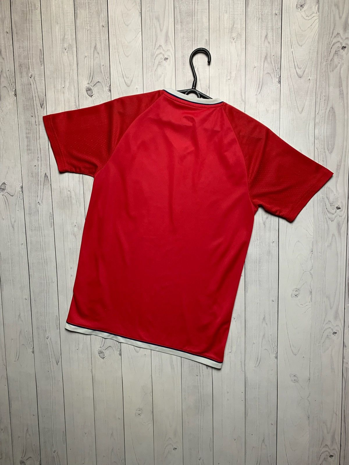 Adidas × Vintage Vintage adidas Ajax soccer jersey size S red Size US S / EU 44-46 / 1 - 6 Thumbnail