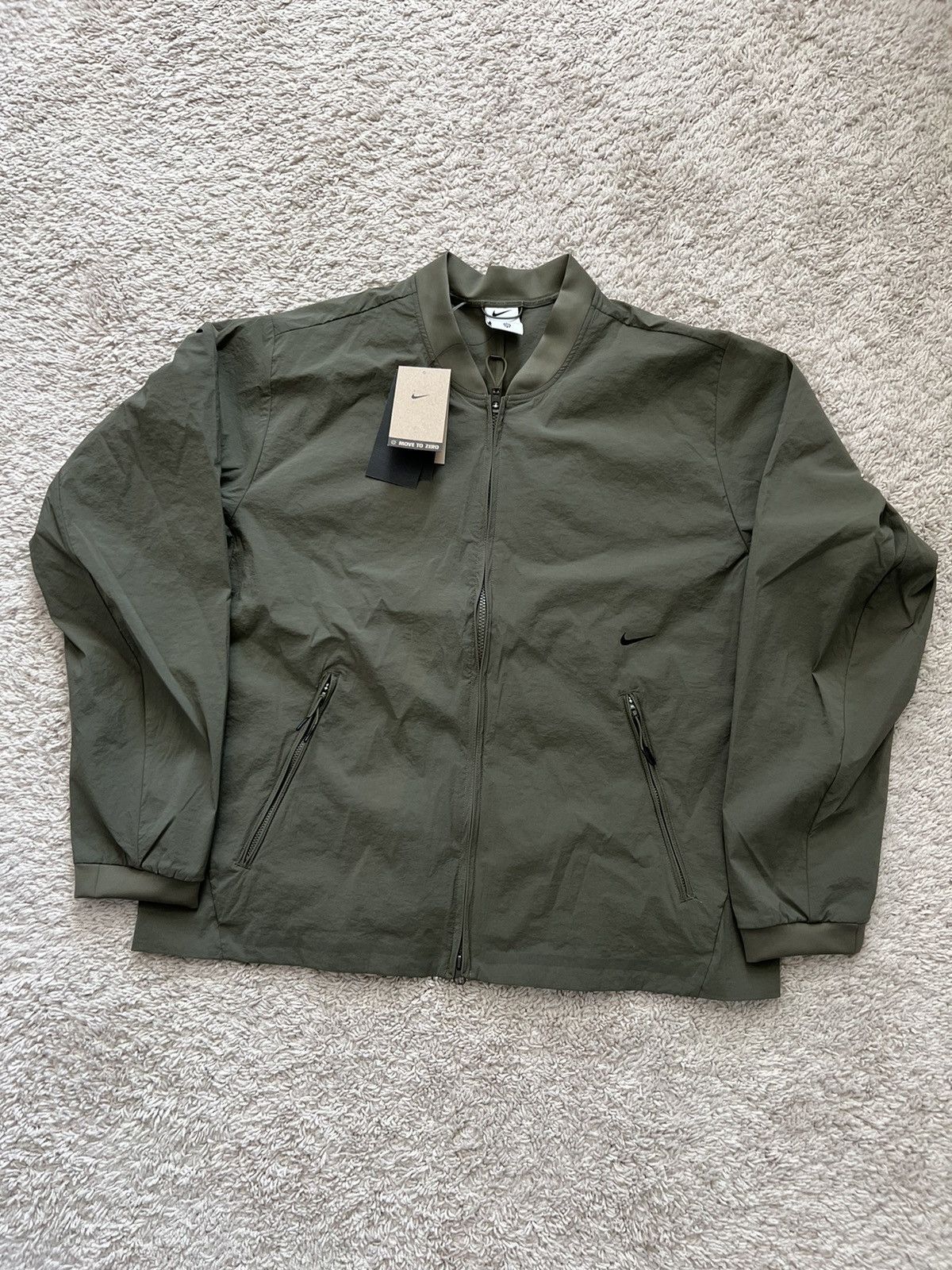 Nike Nike APS Repel Versatile Bomber Jacket Olive Green Size US L / EU 52-54 / 3 - 8 Thumbnail
