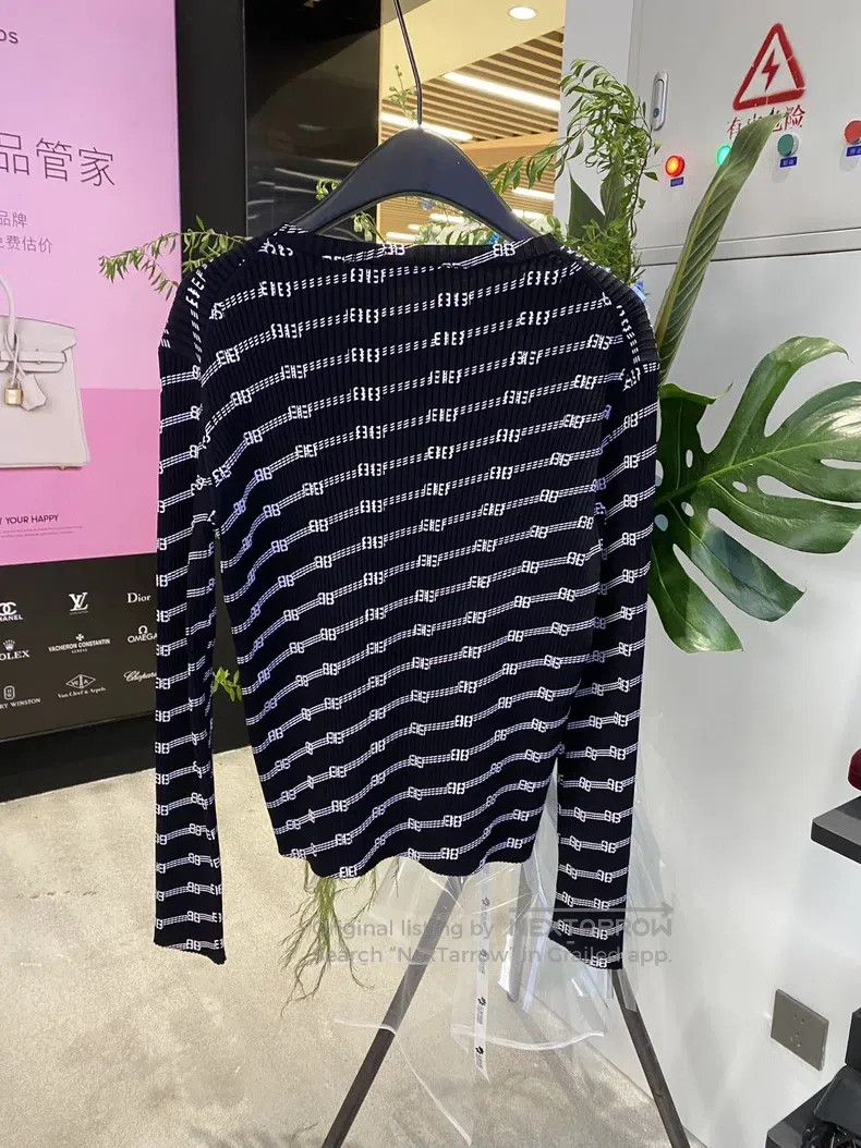 Balenciaga Balenciaga Black Letter Printed Sweater Size US M / EU 48-50 / 2 - 2 Thumbnail
