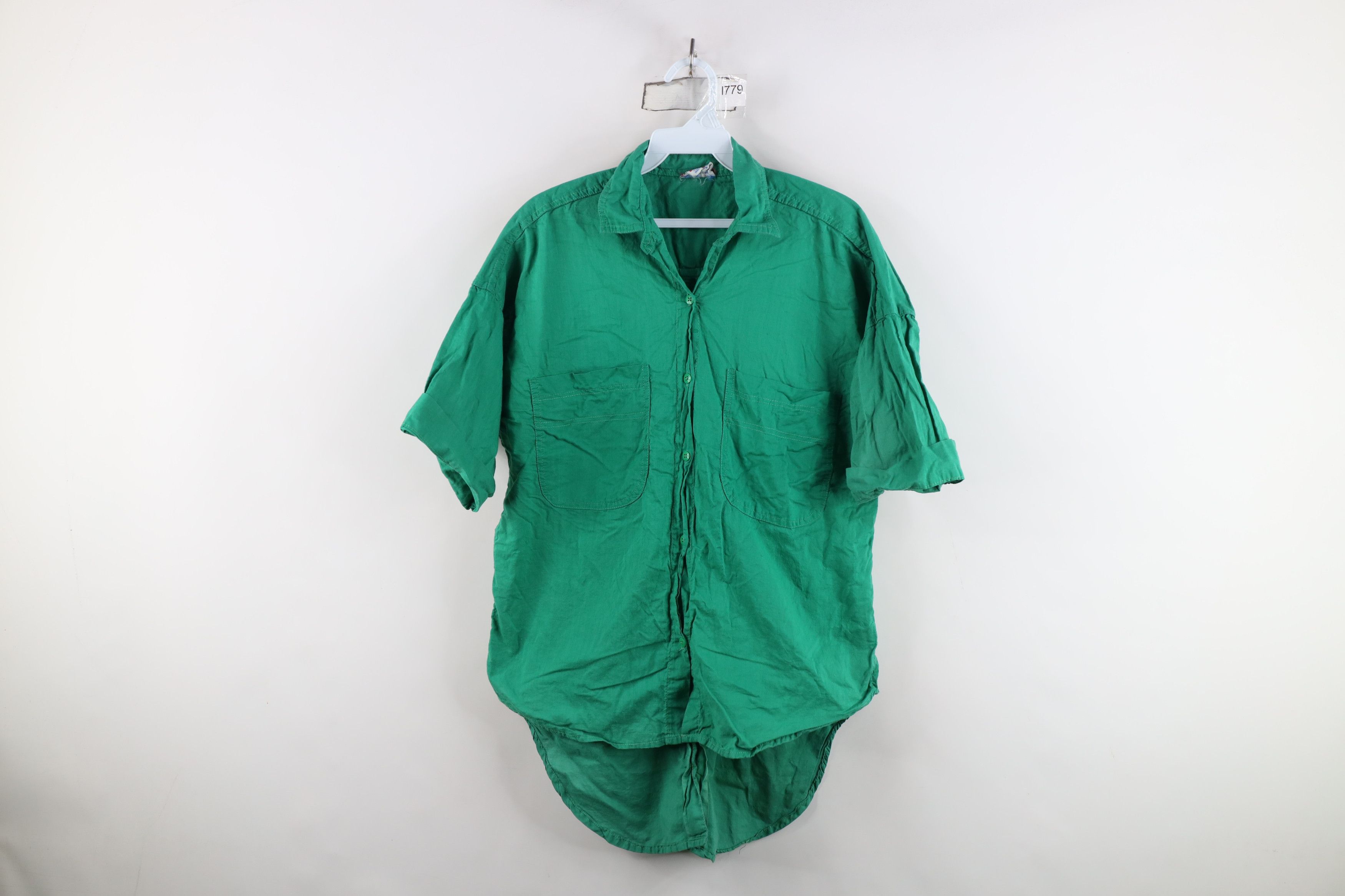 Vintage Vintage 90s Streetwear Baggy Front Back Button Shirt Green Size L / US 10 / IT 46 - 1 Thumbnail