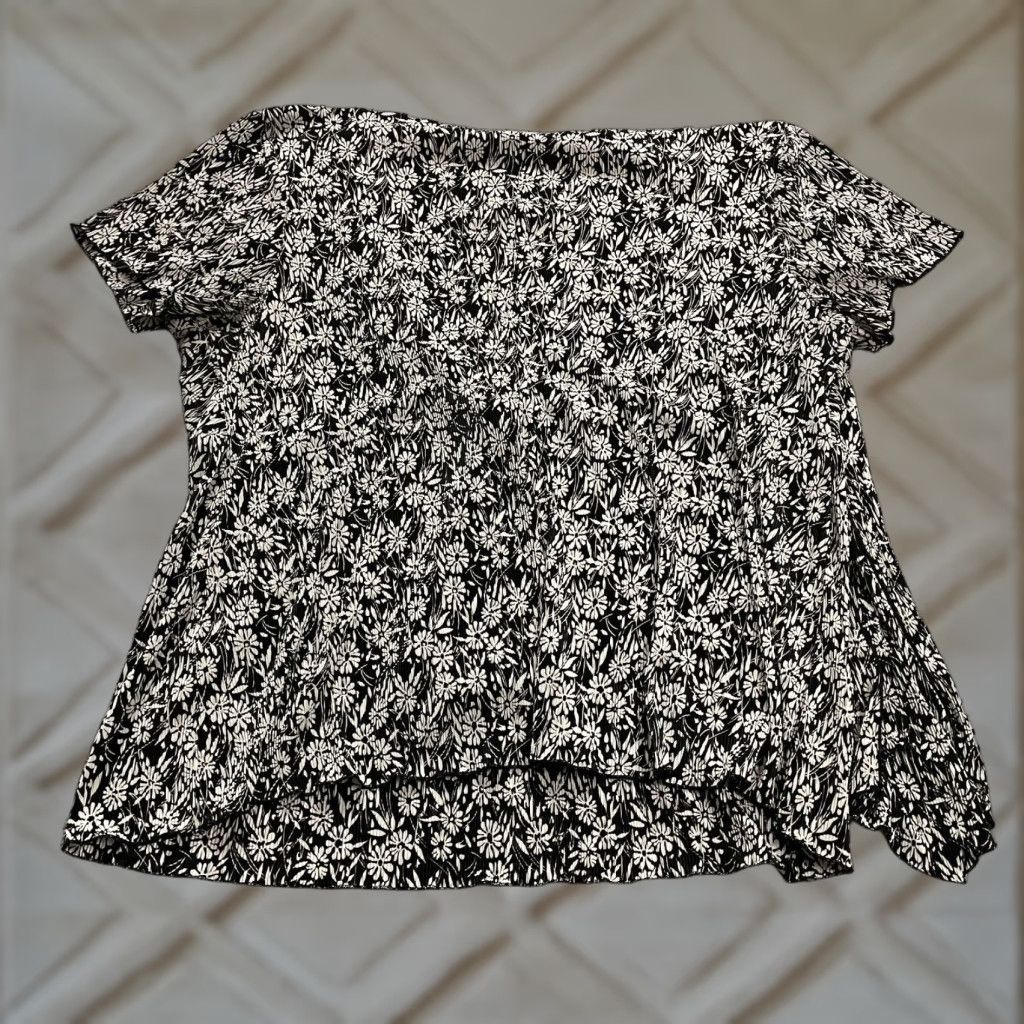 Vintage Connected Blouse Womens 20 Plus Black White Floral Short Sleeve Casual Top Size 3XL / US 20-22 - 1 Thumbnail