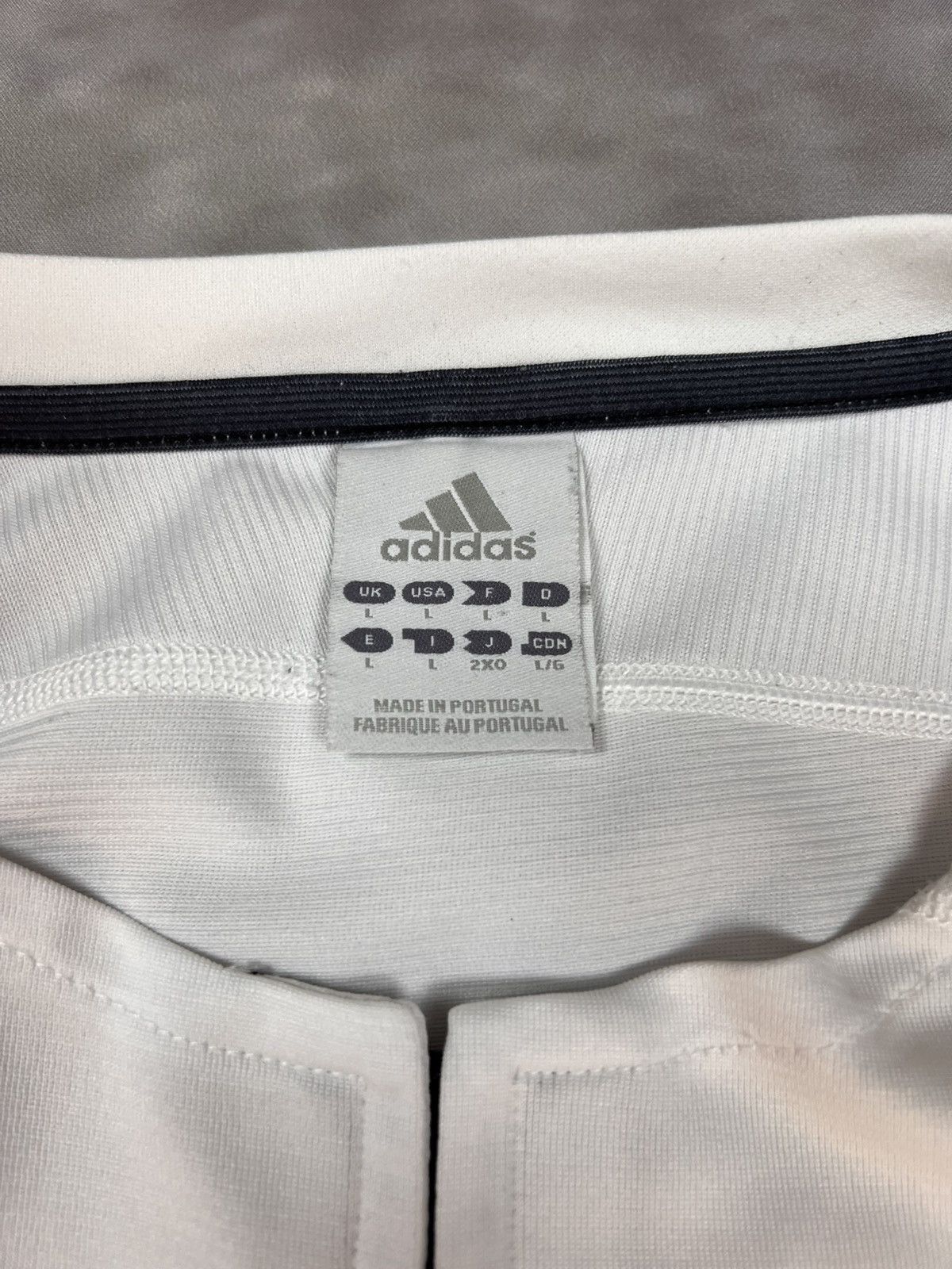 Adidas Vtg 2003/04 Real Madrid Home Jersey DI STEFANO #9 Adidas L Size US L / EU 52-54 / 3 - 8 Thumbnail