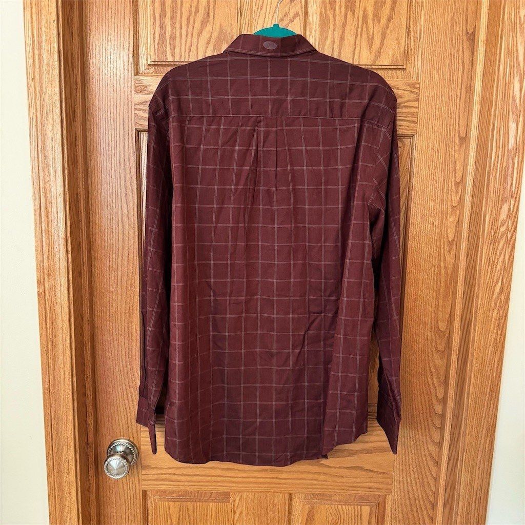 Van Heusen Van Heusen Dress Shirt Mens L 16-16 1/2 Burgundy Windowpane Size US L / EU 52-54 / 3 - 2 Thumbnail