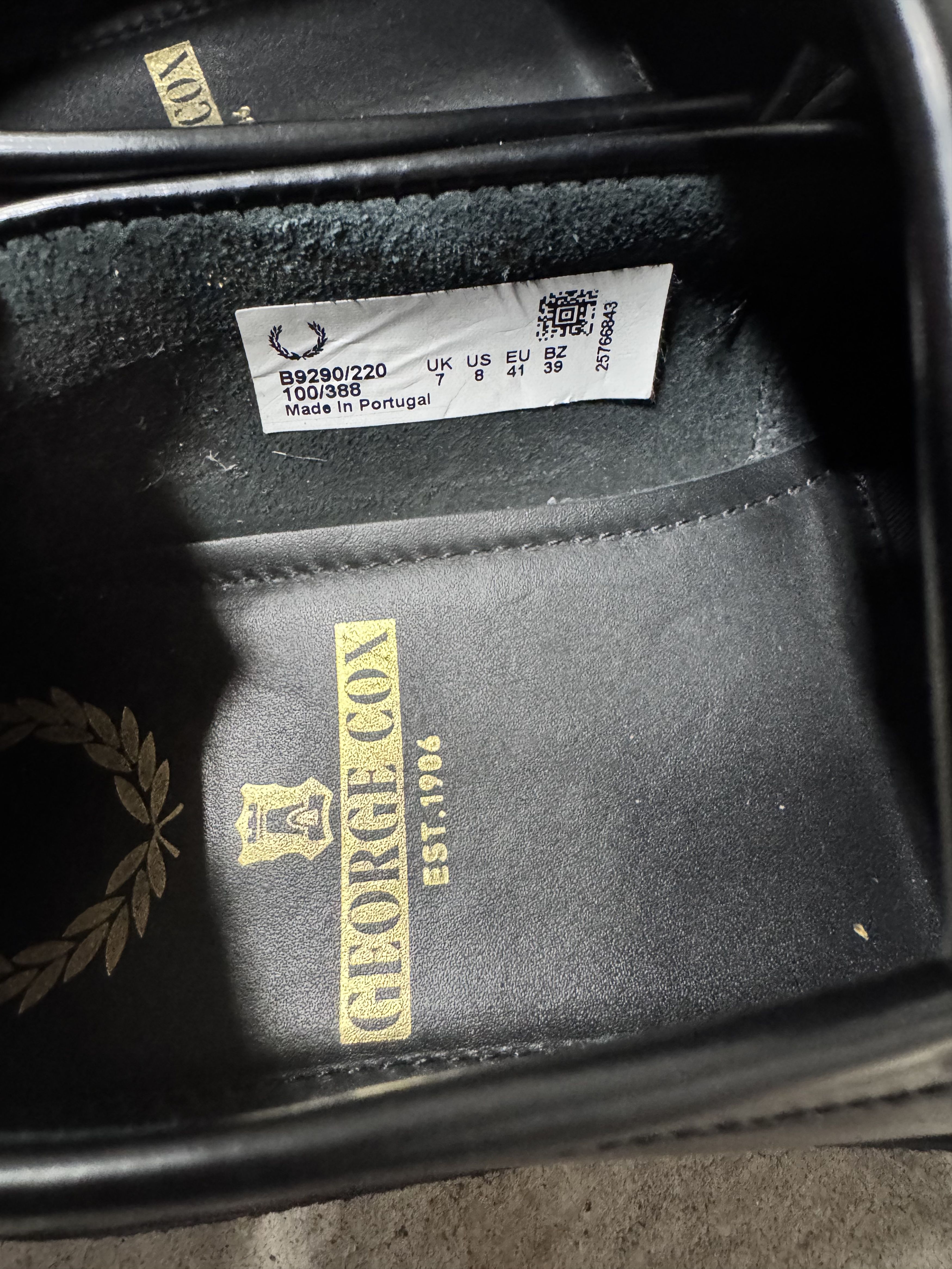 Fred Perry Fred Perry Black Loafer, George Cox Special edition. Size US 8 / EU 41 - 3 Thumbnail