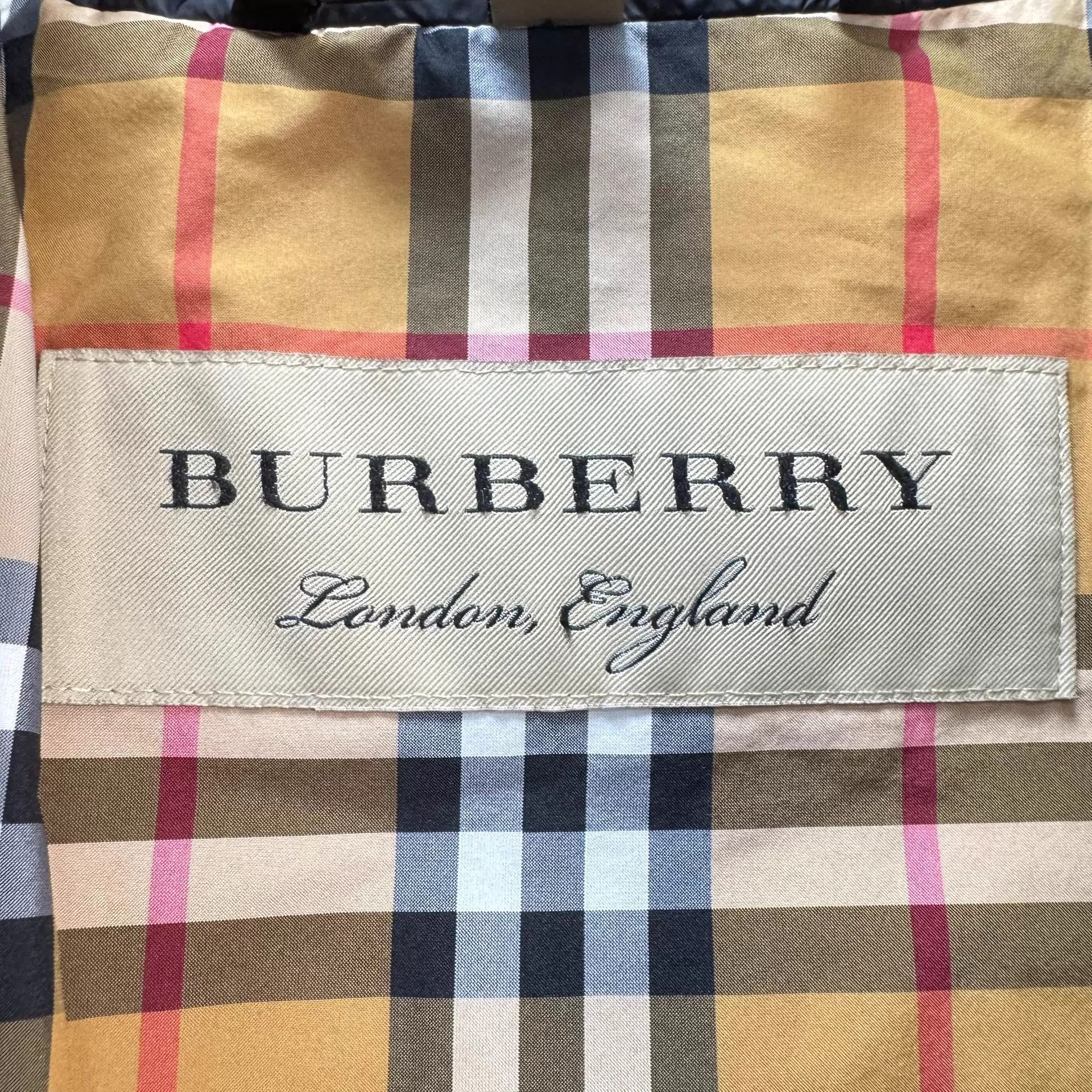 Burberry Burberry Printed Check Puffer M 95 New Cuff Defect Size M / US 6-8 / IT 42-44 - 6 Thumbnail