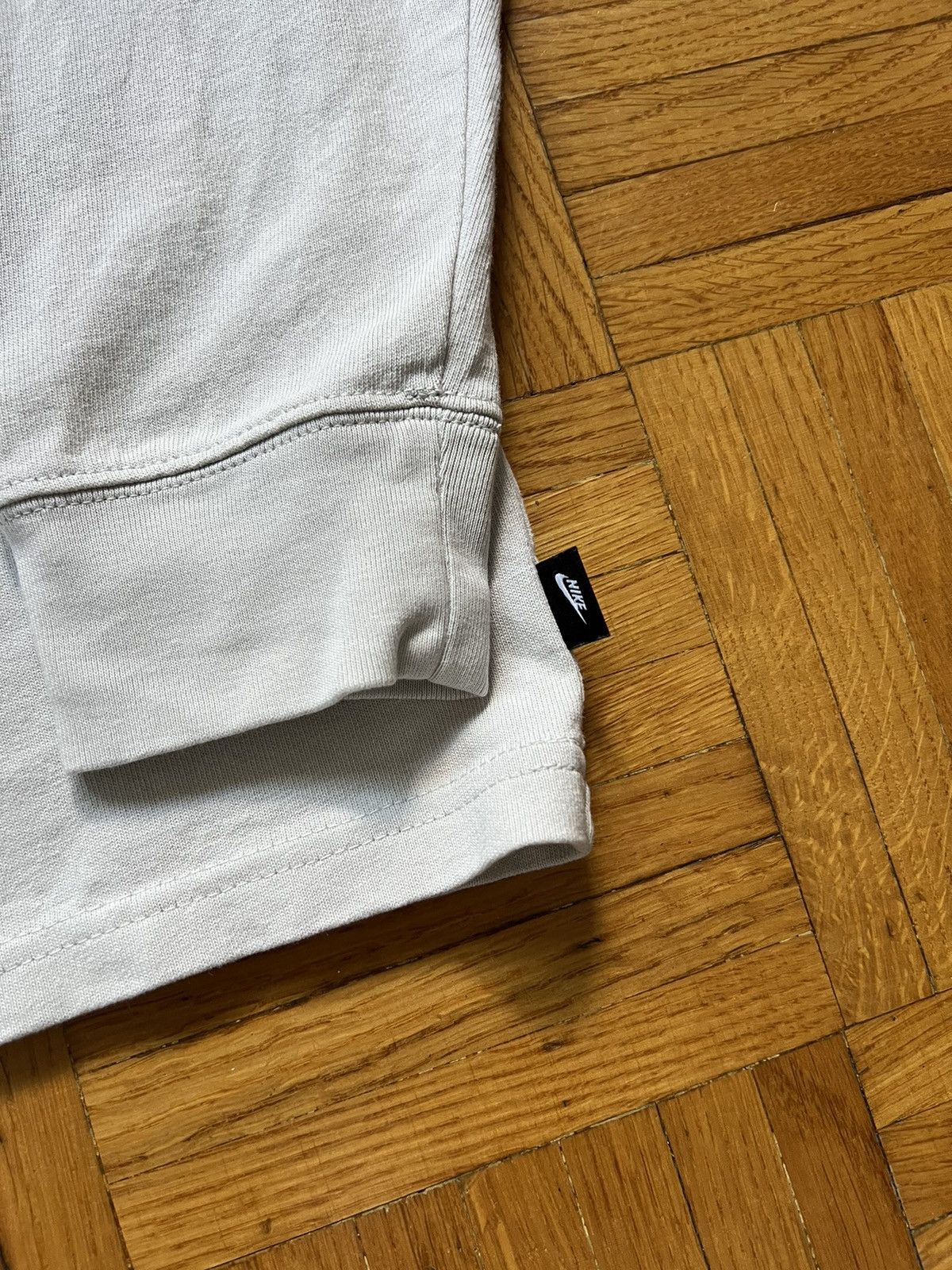 Nike Sweatshirt Nike Center Logo Loose Fit Mount Chandise Size US S / EU 44-46 / 1 - 5 Thumbnail