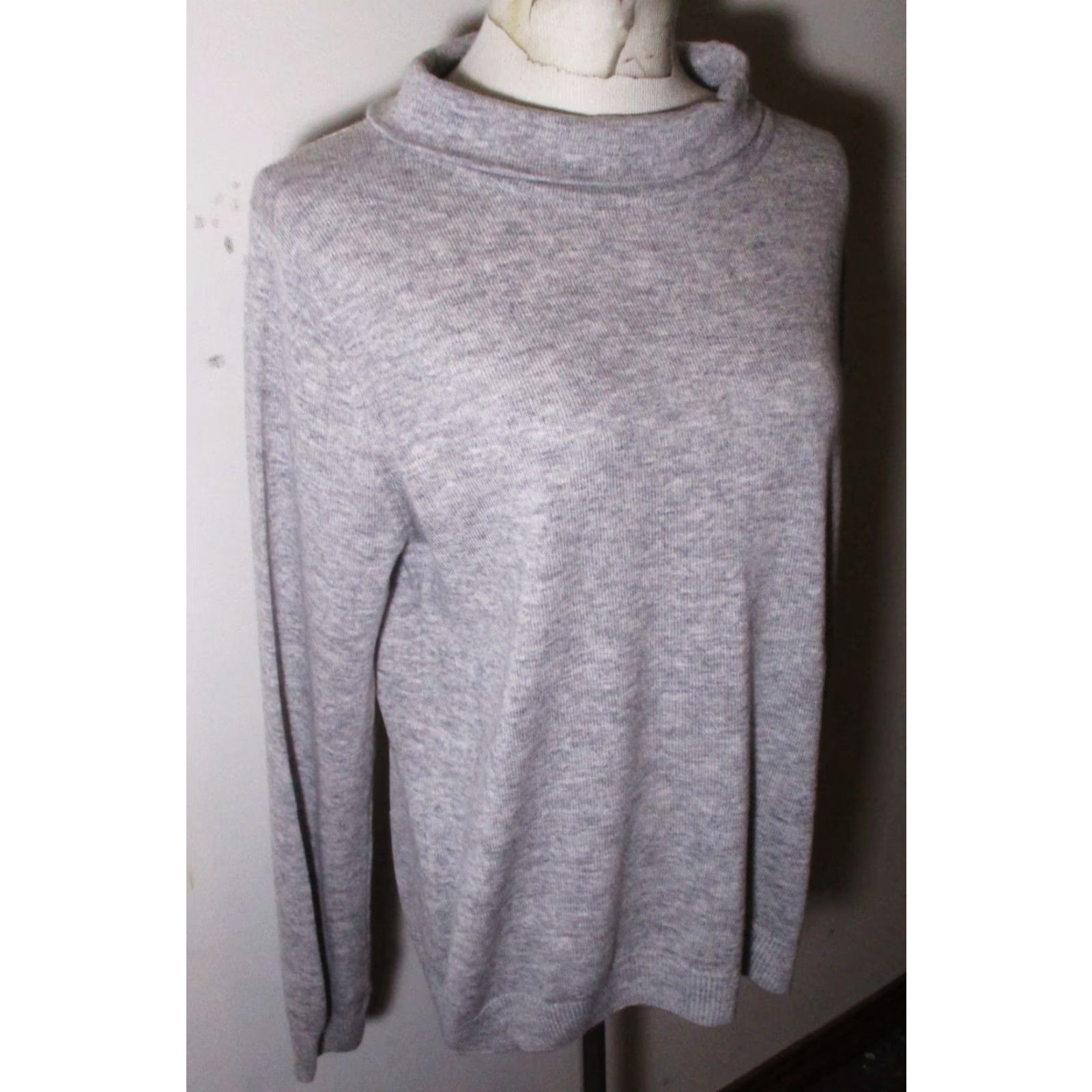 Vintage Woolovers Sweater Shirt Womens L Gray Merino Wool Cashmere Turtleneck Pullover Casual All Seasons 90% Merino Wool, 10% Cashmere Womens Size L / US 10 / IT 46 - 5 Thumbnail