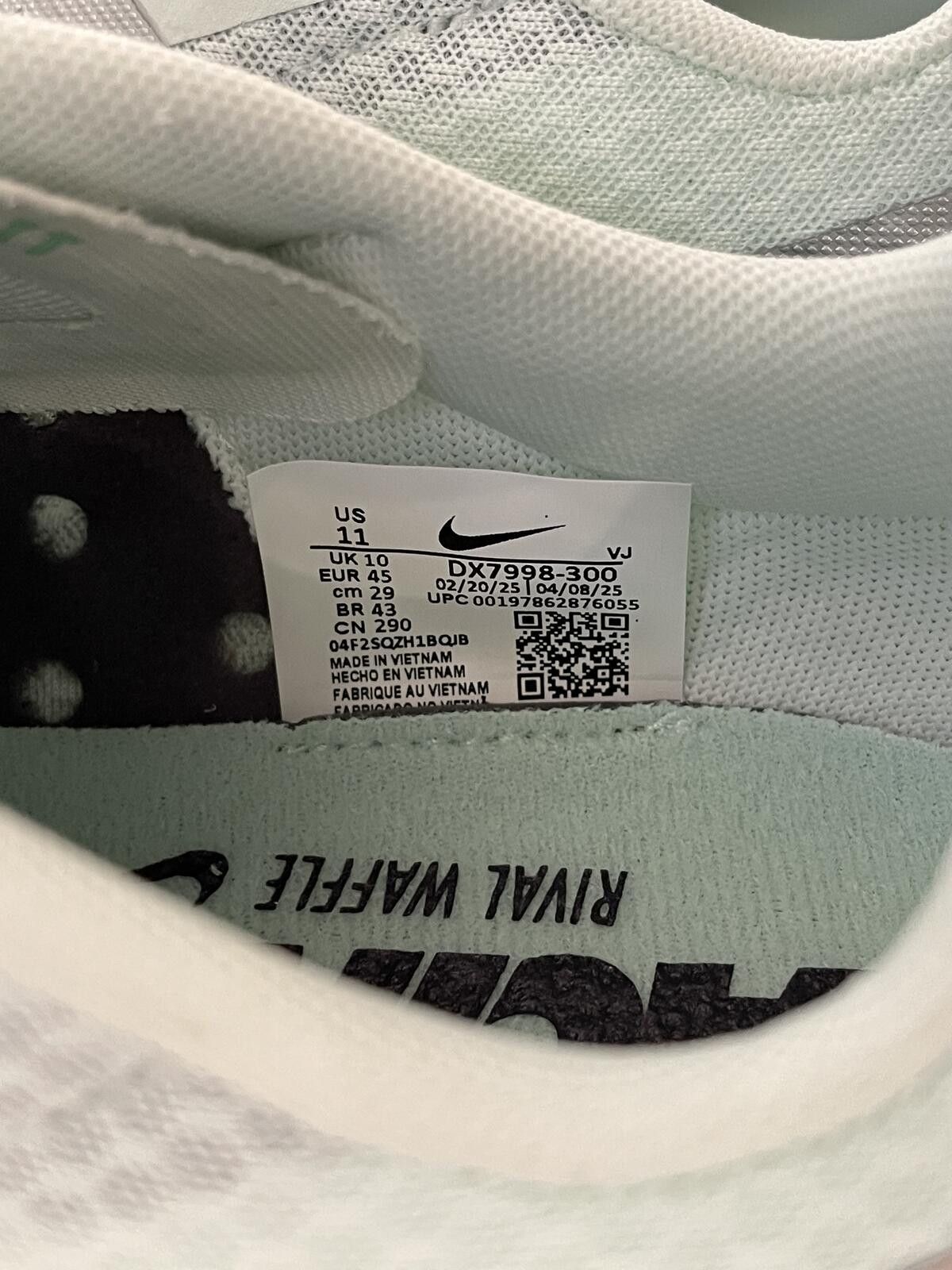 Nike Nike Rival Waffle Size 11 Mint Green and White Size US 11 / EU 44 - 8 Thumbnail