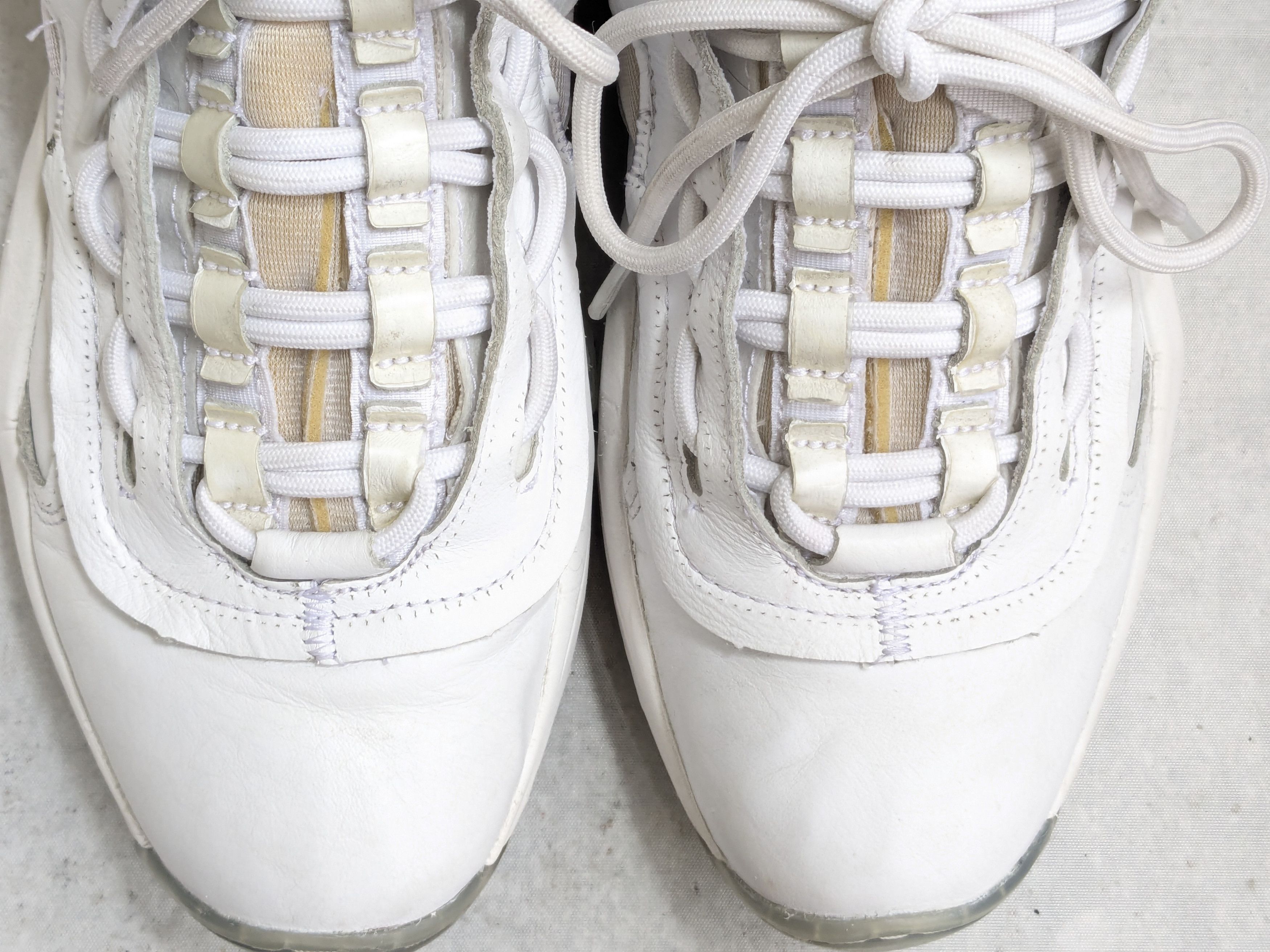 Maison Margiela × Reebok Maison Margiela Reebok Question White 11.5 Leather High Size US 11.5 / EU 44-45 - 3 Thumbnail