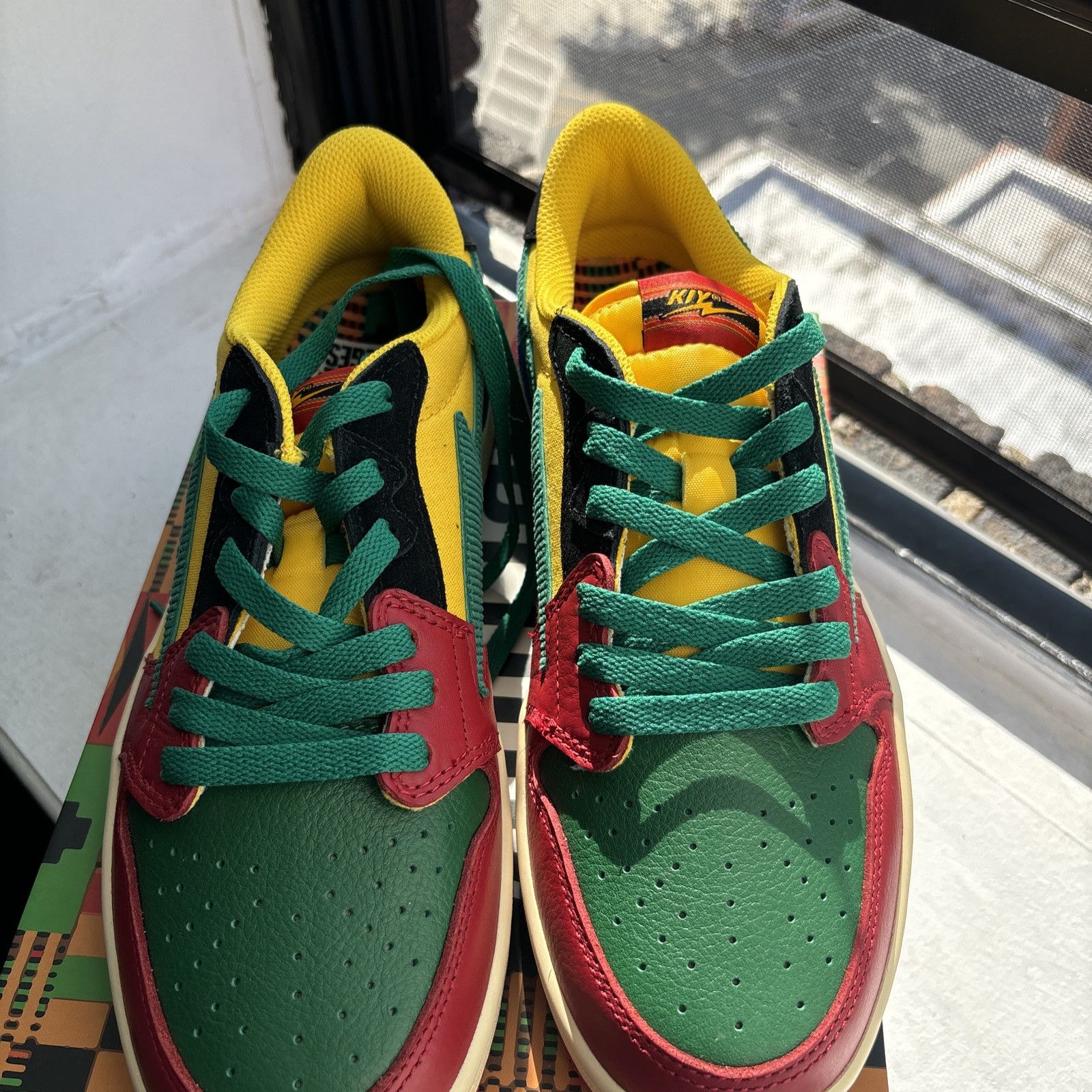 Kolor Kool kiys black colleges limited editions Size US 10 / EU 43 - 2 Thumbnail