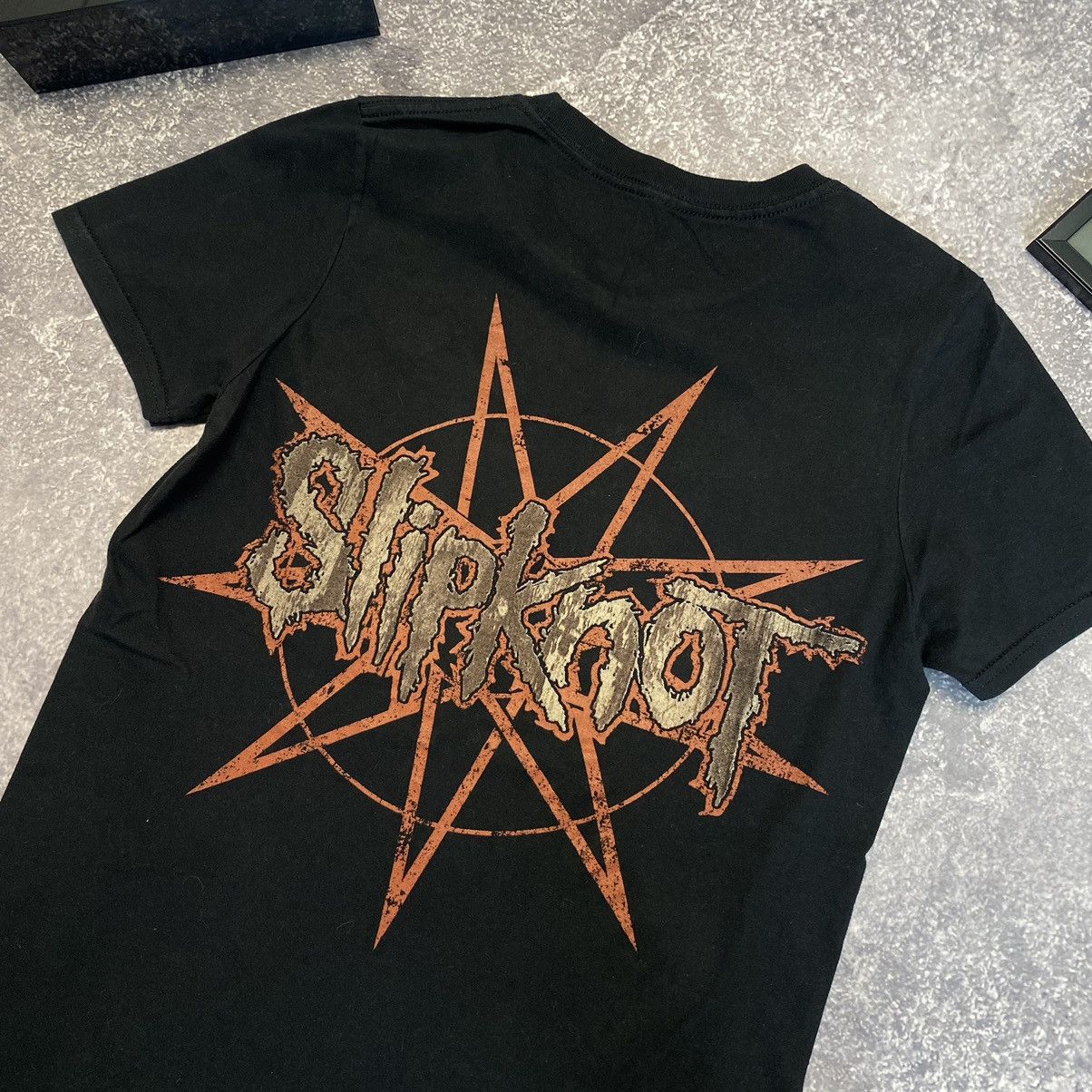 Band Tees Vintage Slipknot 2016 The Grey Chapter Overprinted tee Size US S / EU 44-46 / 1 - 11 Thumbnail