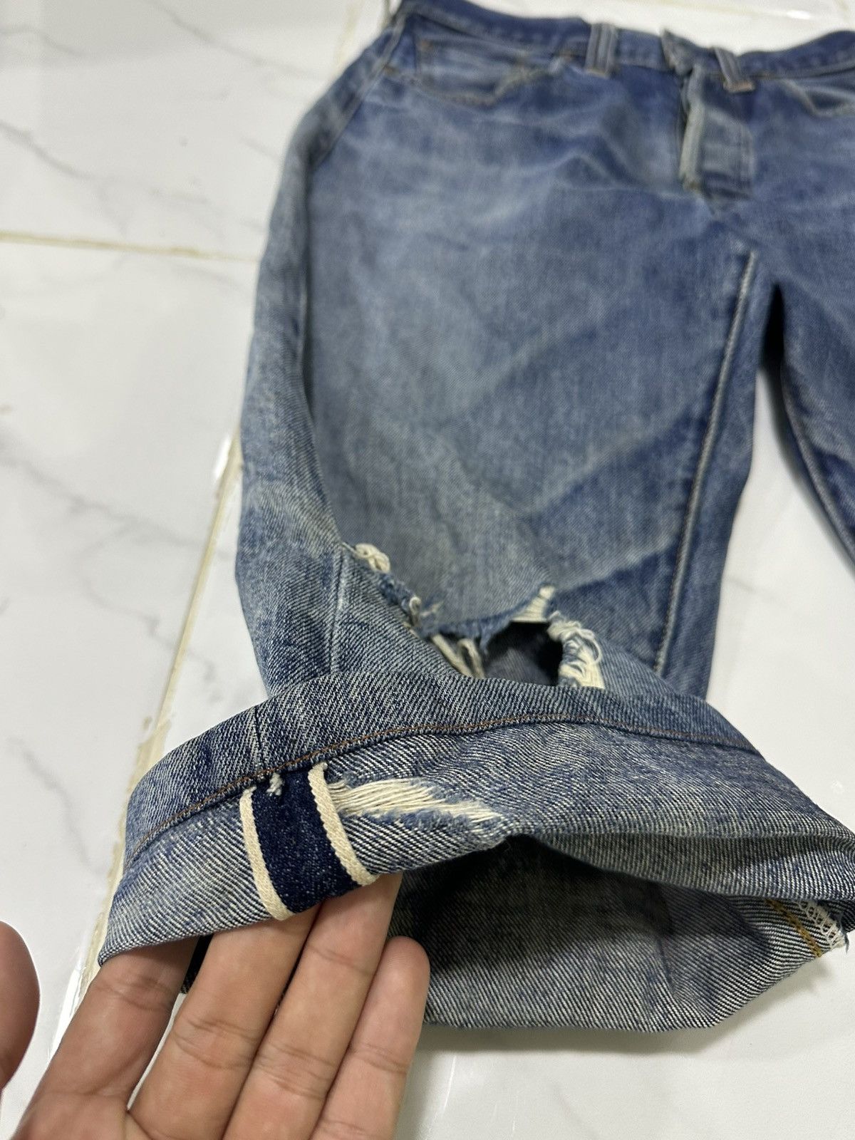 Levi's Vintage Big e pek 201 lvc buckle back 90s Size US 30 / EU 46 - 4 Thumbnail