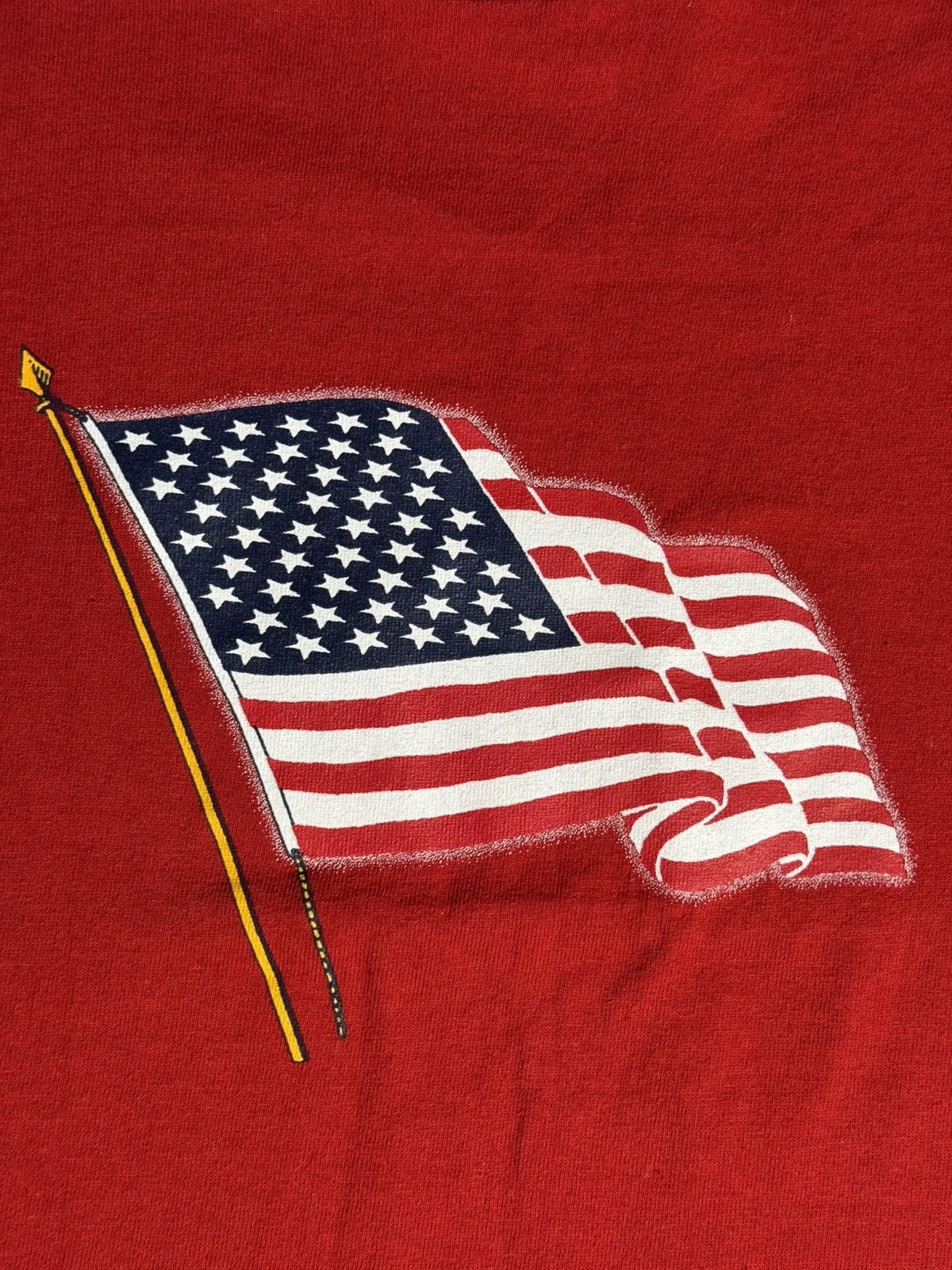 Vintage VINTAGE 1990's American Flag Tee “Red” [ M ] PREOWNED Size US M / EU 48-50 / 2 - 2 Thumbnail