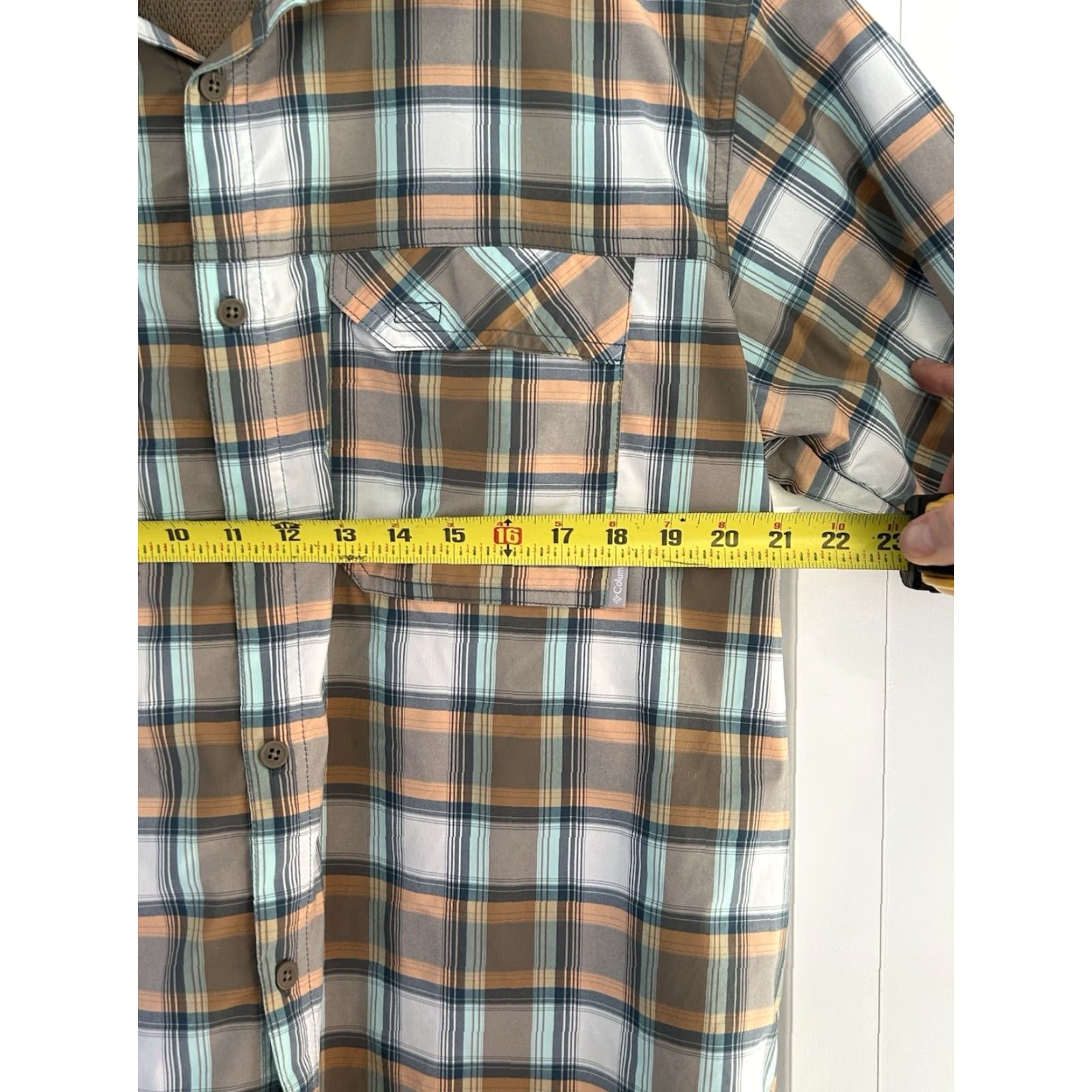Vintage Columbia Shirt Mens Orange Blue Plaid Short Sleeve Button-Up Omni-Shade XL Size US XL / EU 56 / 4 - 3 Thumbnail