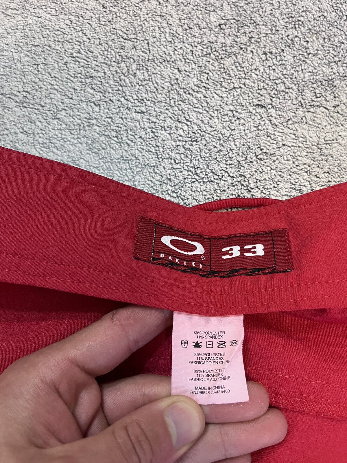 Oakley Oakley Vintage Board Shorts Red Size 33 Surf Zip Pocket Logo Size US 33 - 11 Thumbnail