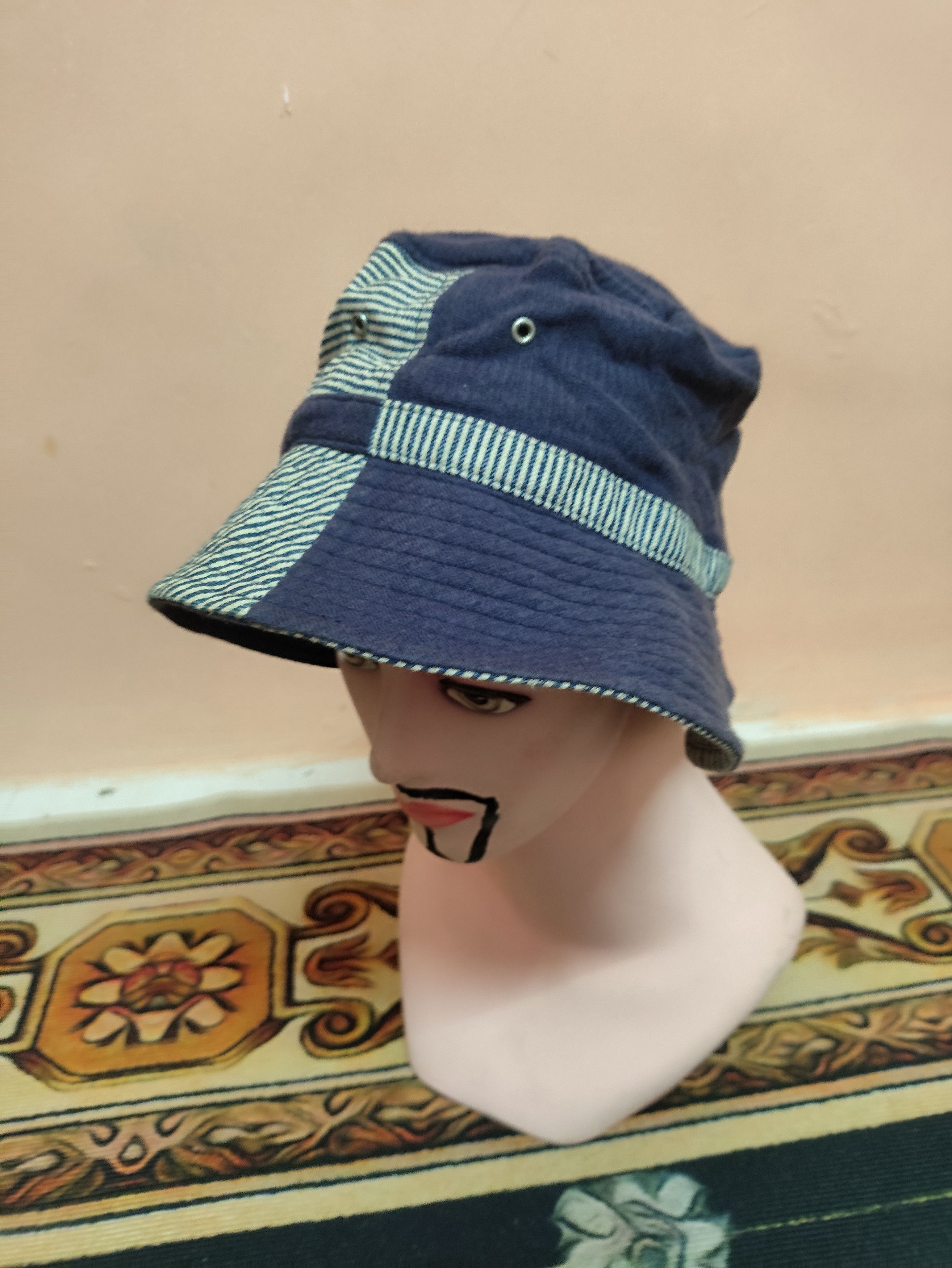 Other Vintage Override Bucket hat (Art Design) Size ONE SIZE - 1 Thumbnail