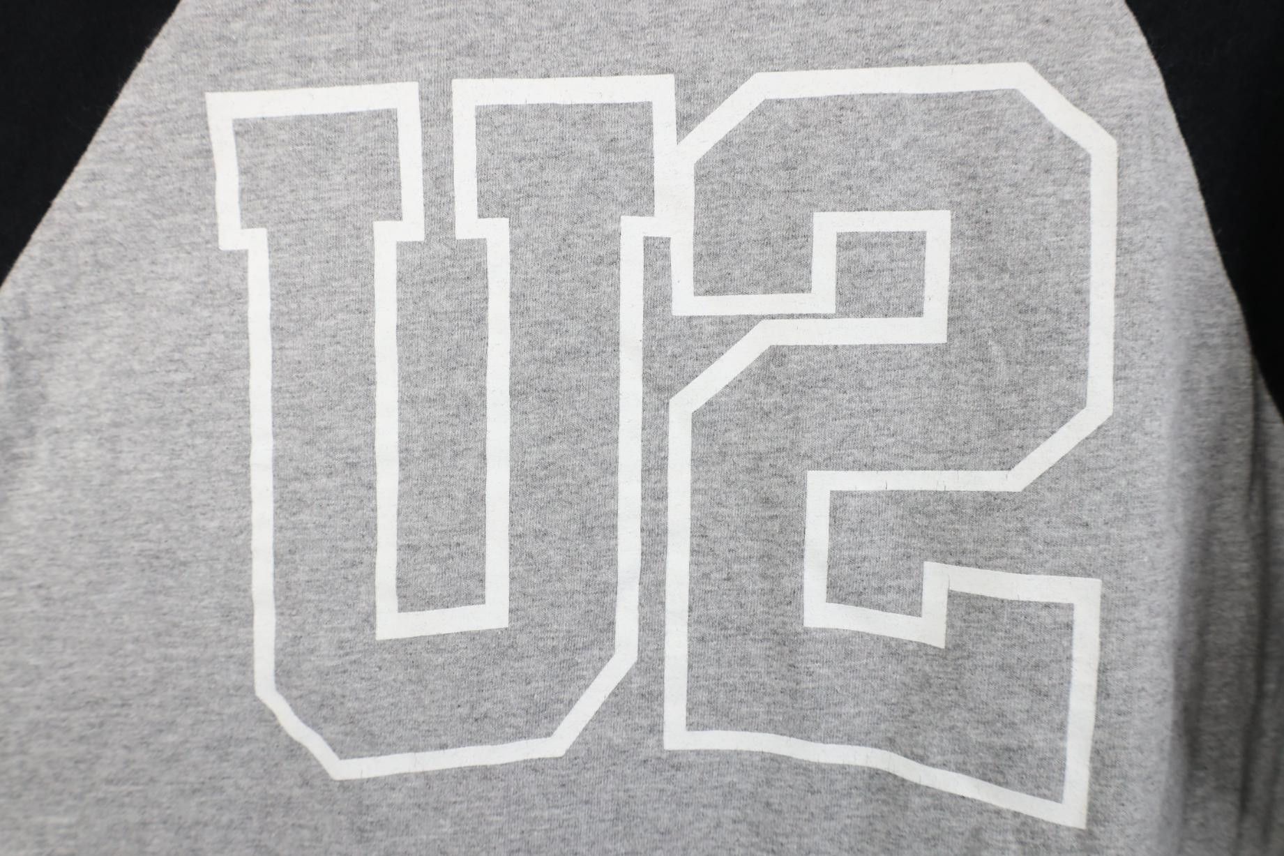 Vintage Vintage Y2K Vertigo 2005 Tour U2 Band 3/4 Sleeve T-Shirt Size US L / EU 52-54 / 3 - 9 Thumbnail