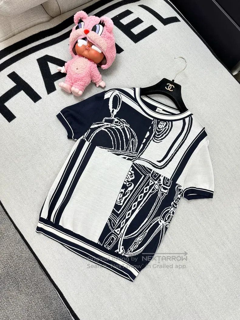Hermes Hermes Navy Blue with White Rope Pattern Knit Short Sleeve Size XS / US 0-2 / IT 36-38 - 1 Thumbnail