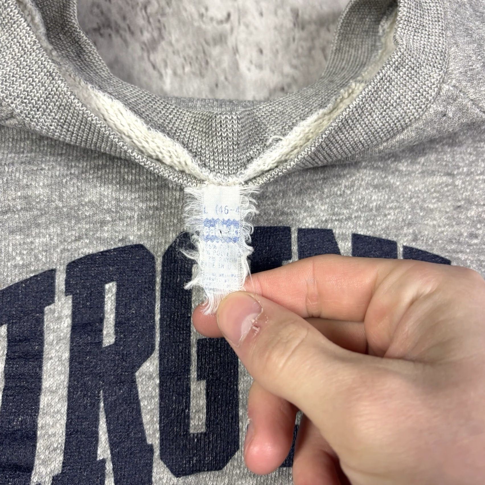 Vintage VINTAGE Healthknit Sweatshirt Mens Large Pullover Gray 70s Virginia Raglin Graphic Print Logo Angel Atom Batman USA Classic 80s Size US L / EU 52-54 / 3 - 4 Thumbnail