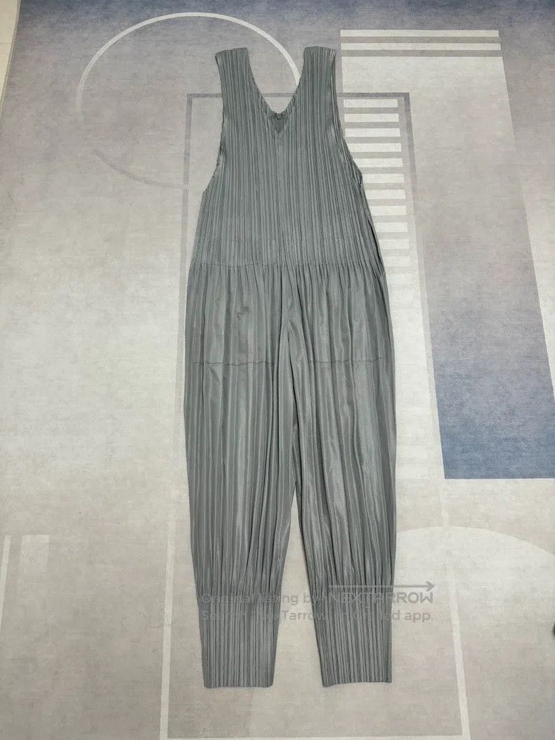 Issey Miyake Issey Miyake Light Gray Pants Size 26" / US 2 / IT 38 - 1 Thumbnail